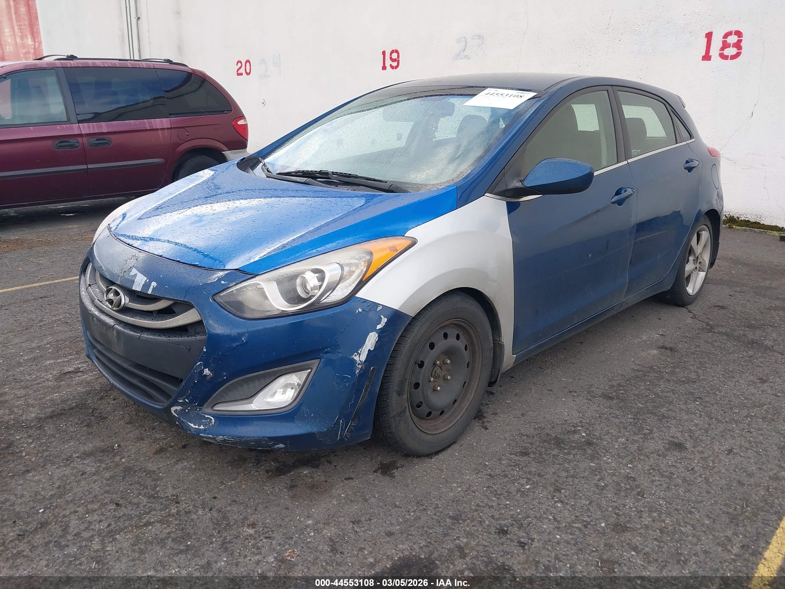 HYUNDAI ELANTRA image 2
