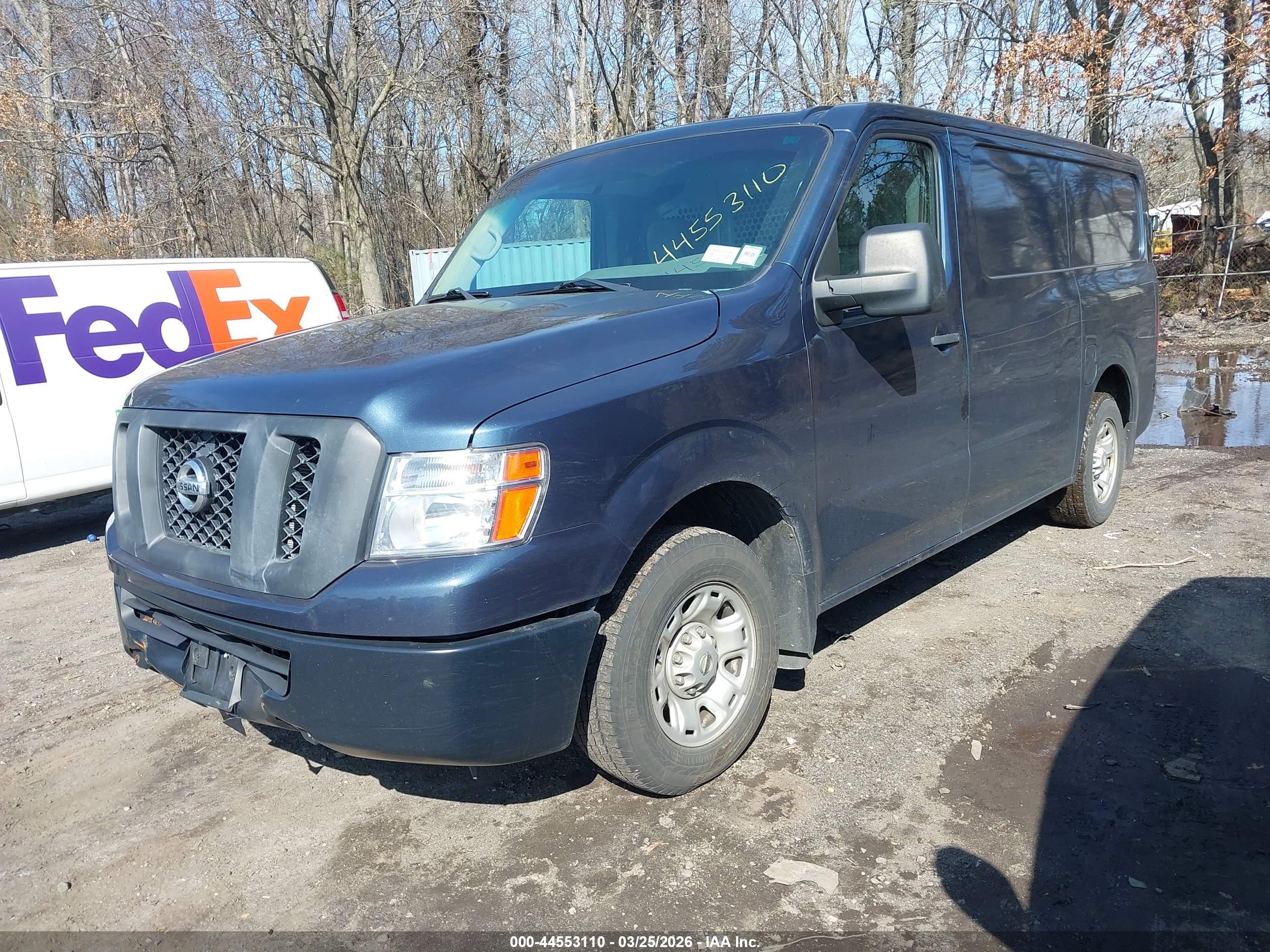 NISSAN NV image 2