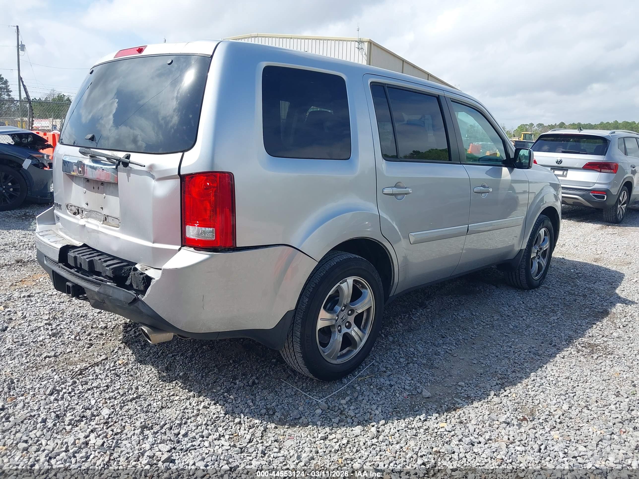 HONDA PILOT image 4