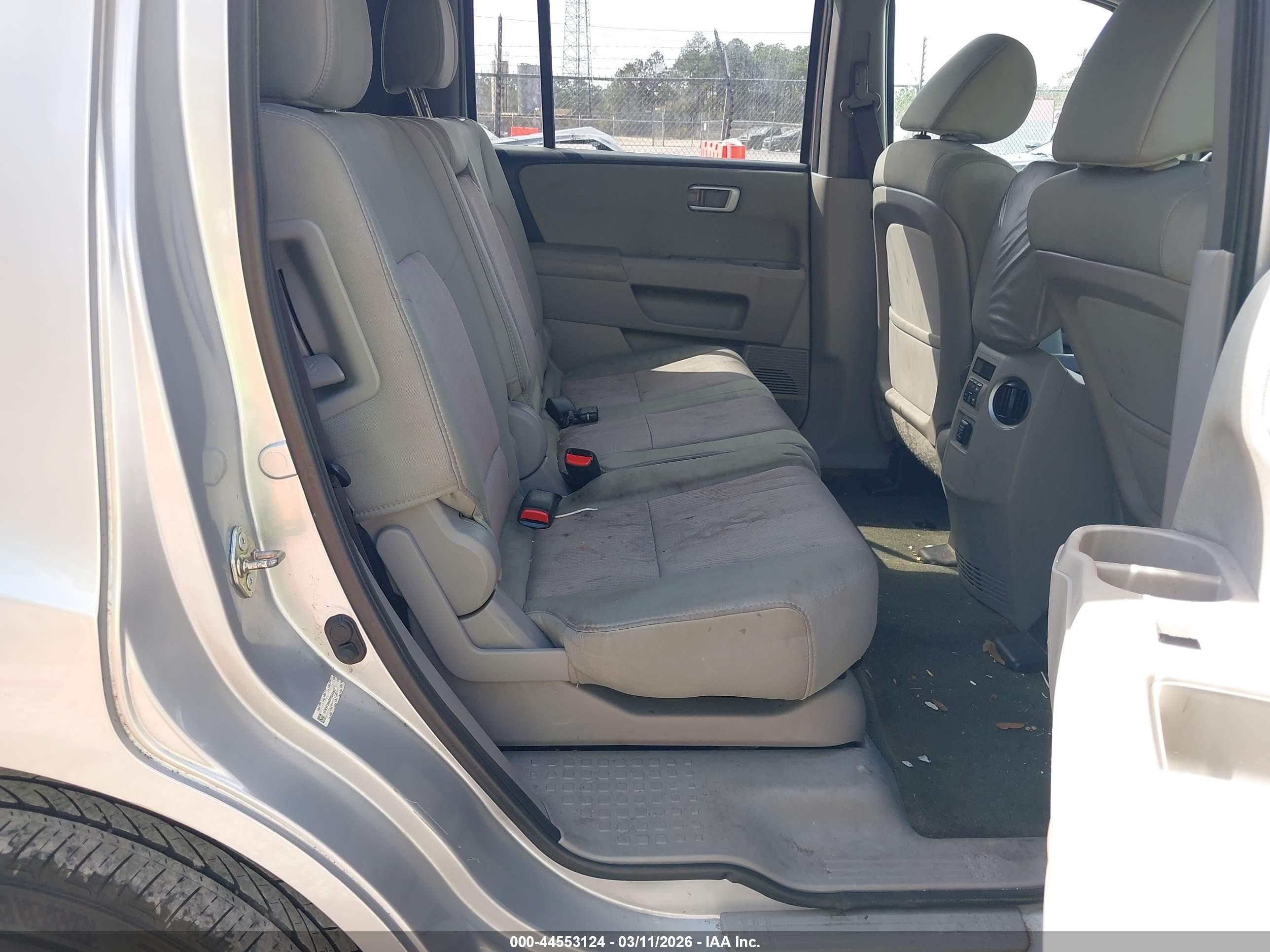 HONDA PILOT image 8