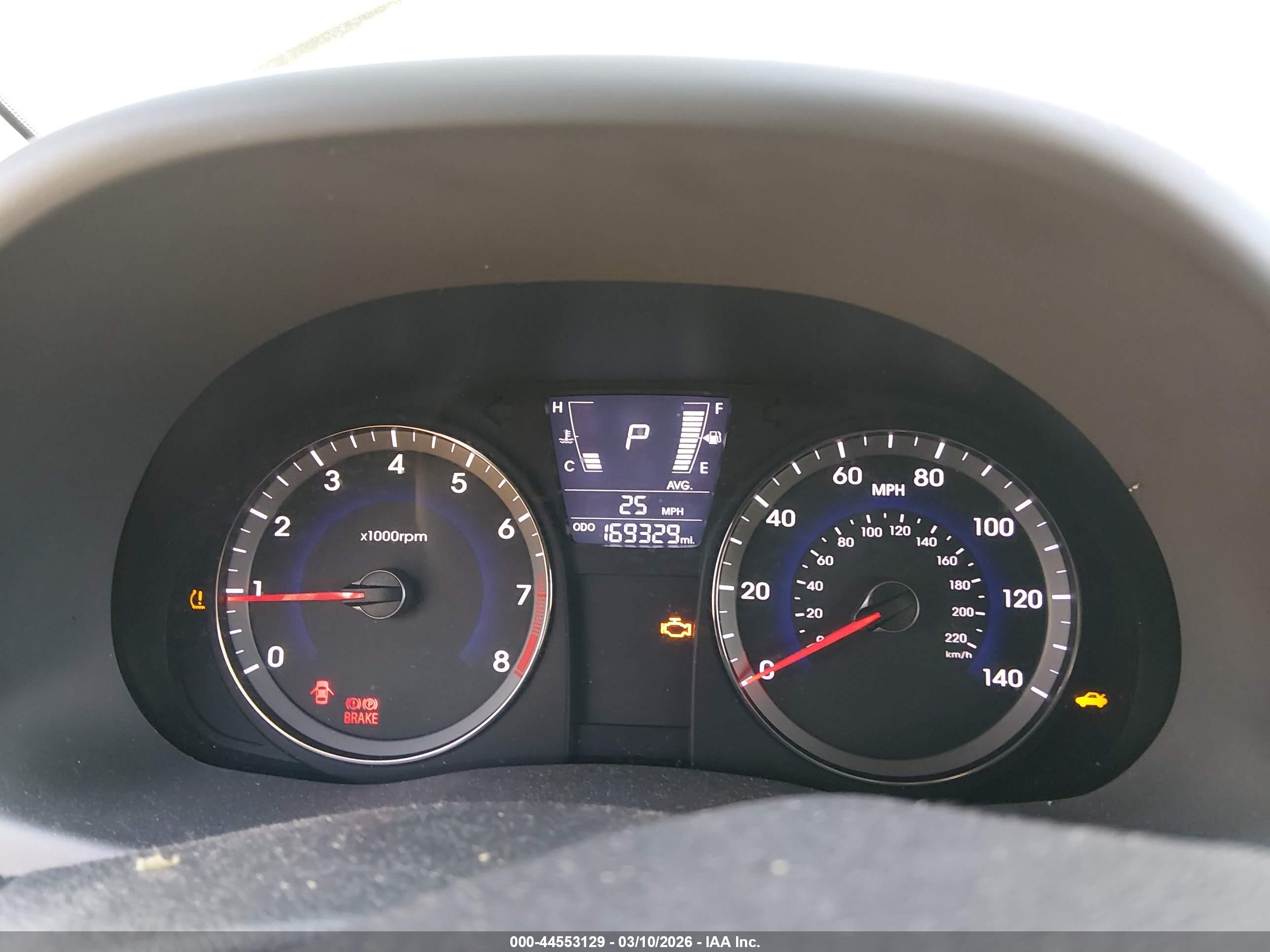 HYUNDAI ACCENT image 7