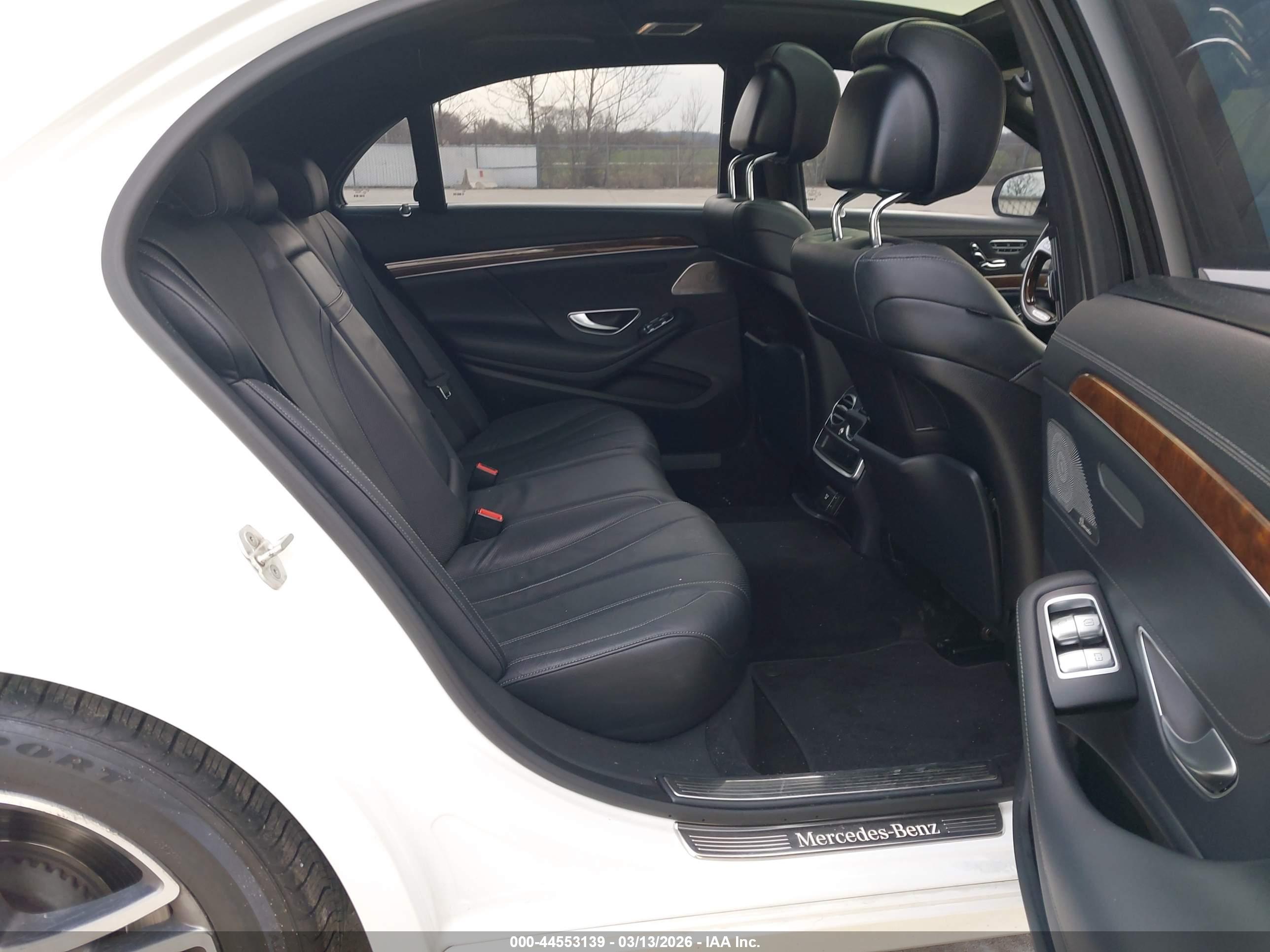 MERCEDES-BENZ S image 8