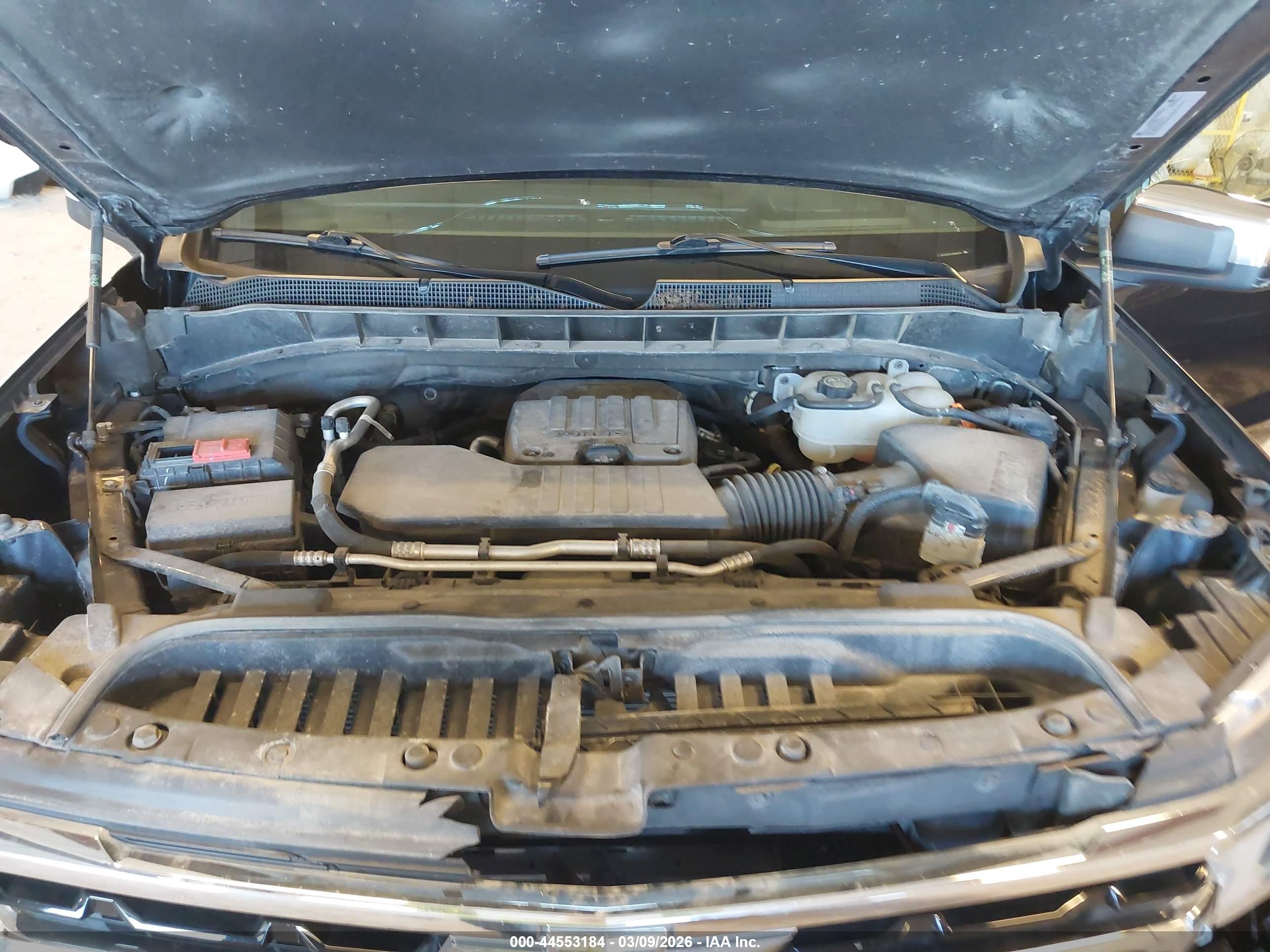 CHEVROLET SILVERADO image 10