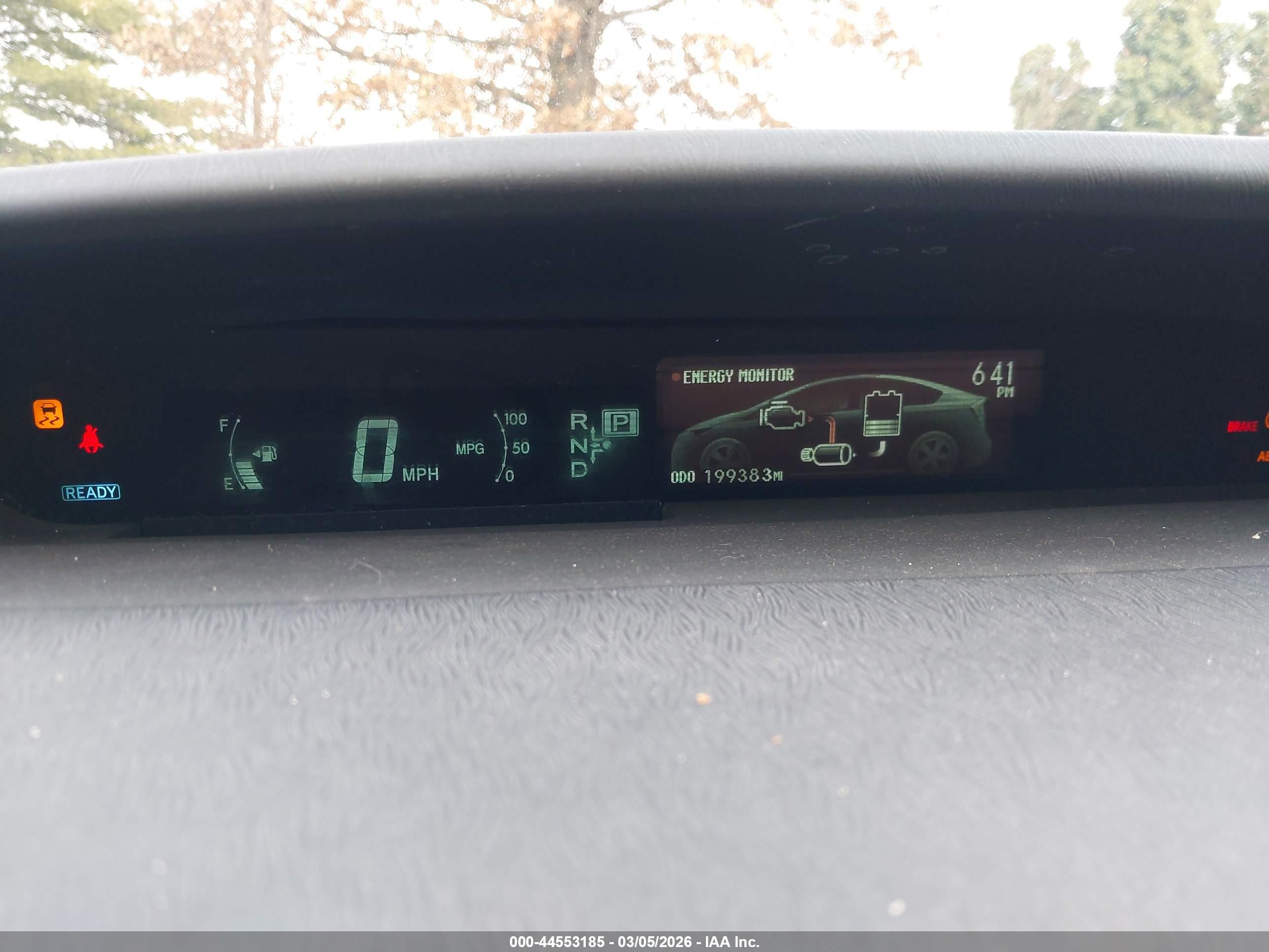 TOYOTA PRIUS image 7