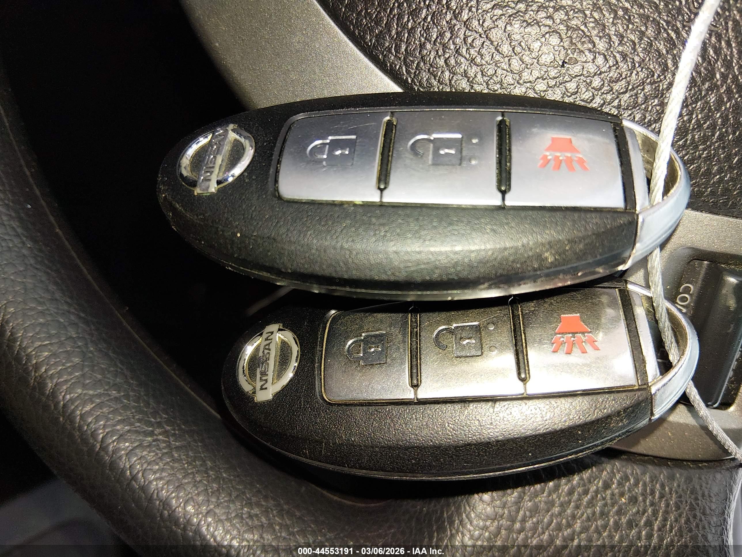 NISSAN ROGUE image 11