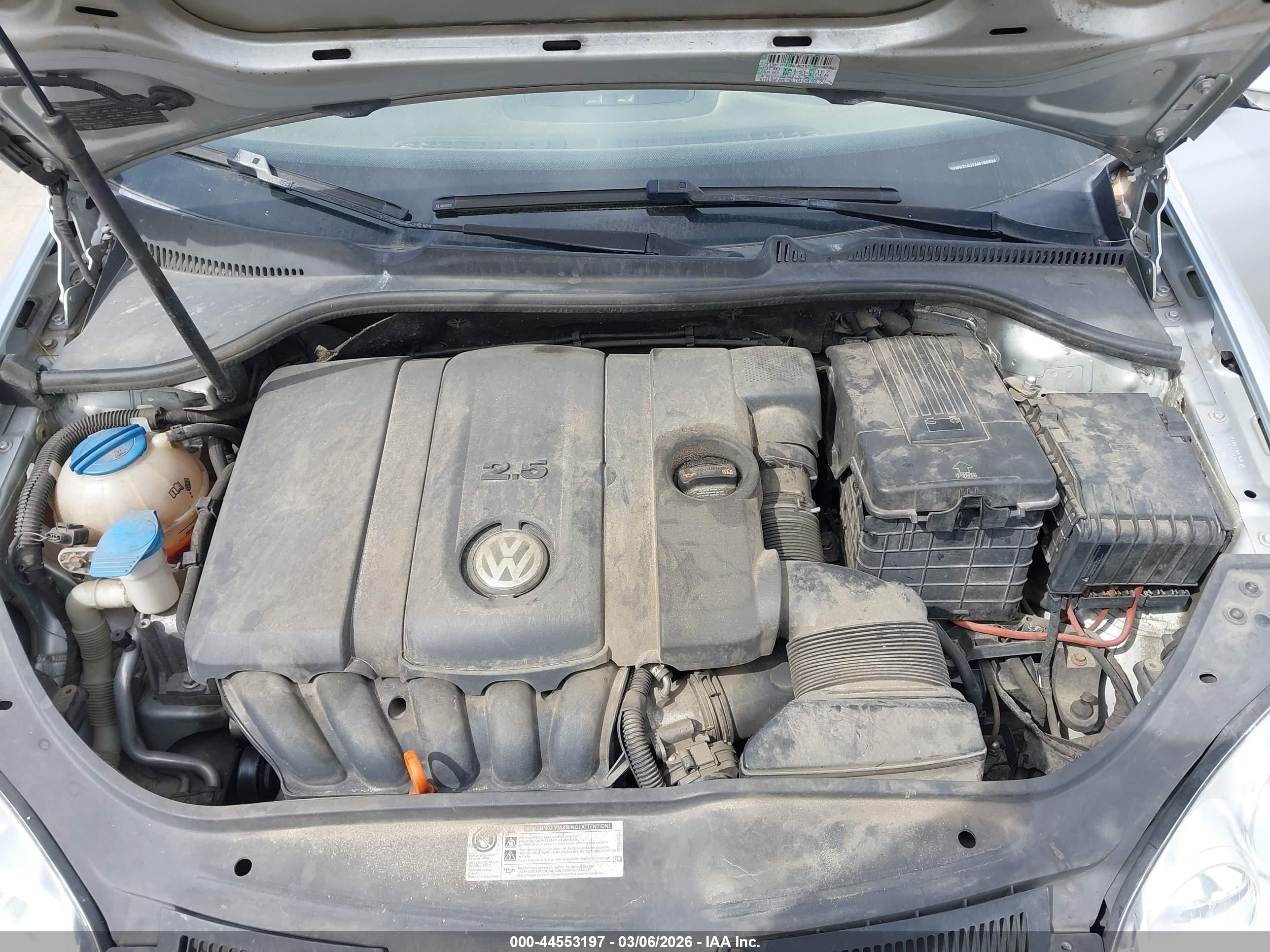 VOLKSWAGEN JETTA image 10