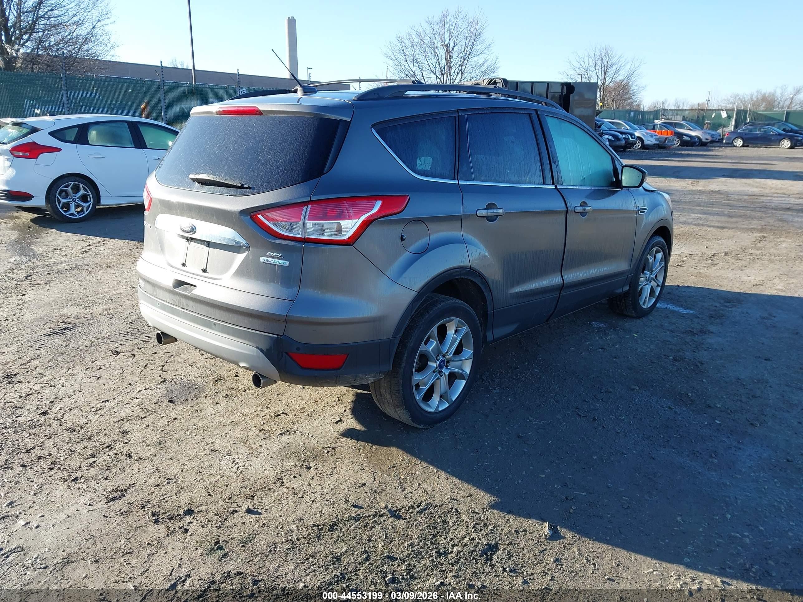 FORD ESCAPE image 4