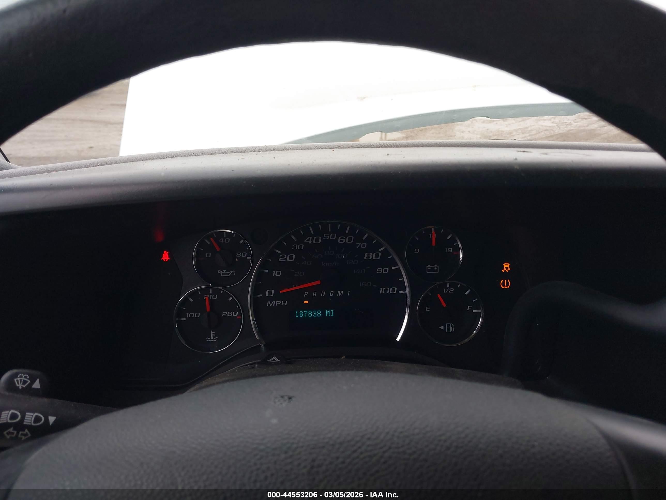GMC SAVANA image 7