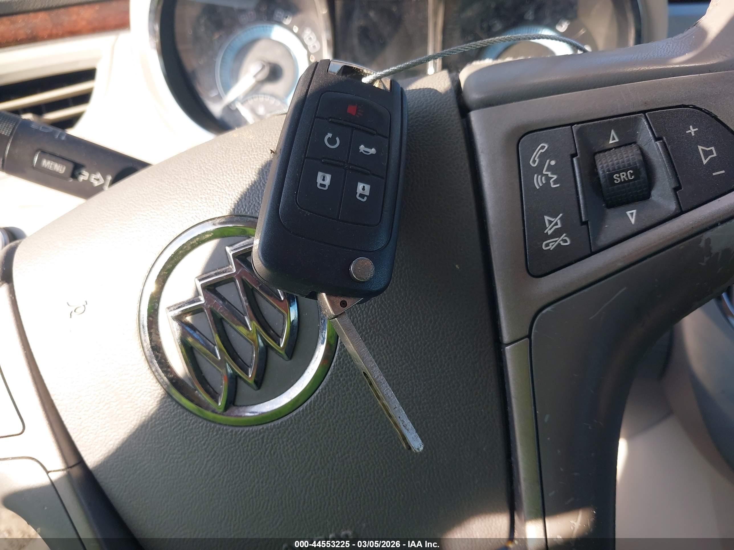 BUICK LACROSSE image 11