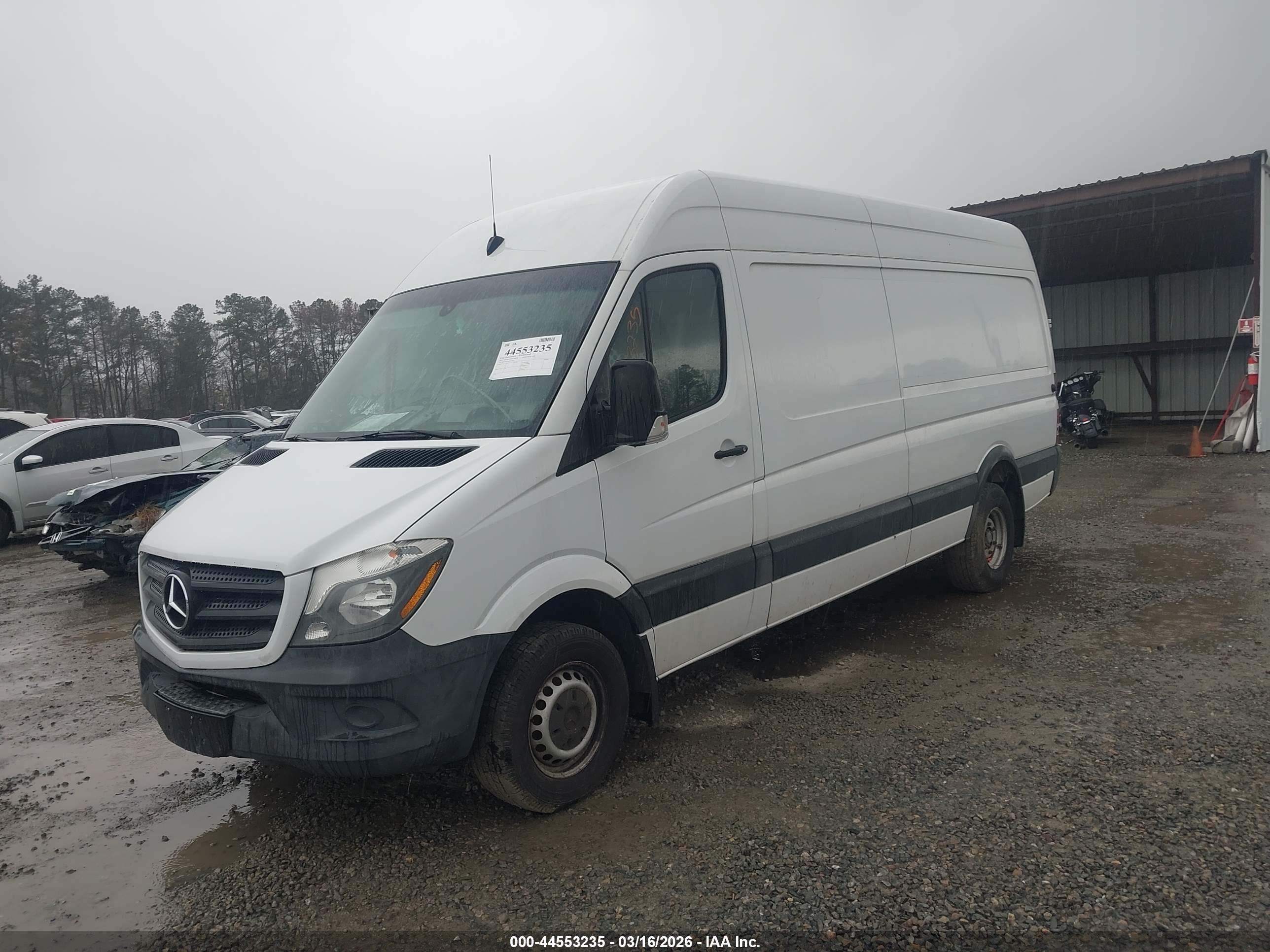 MERCEDES-BENZ SPRINTER image 2