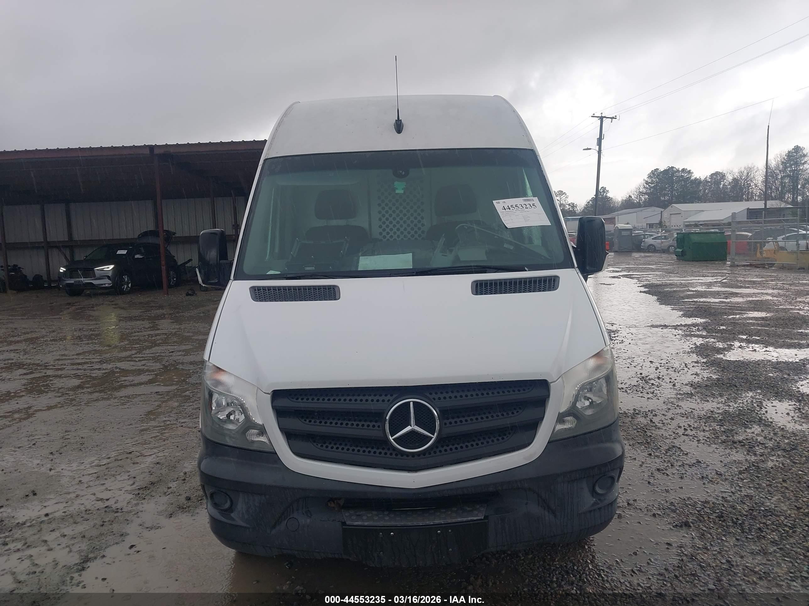 MERCEDES-BENZ SPRINTER image 6