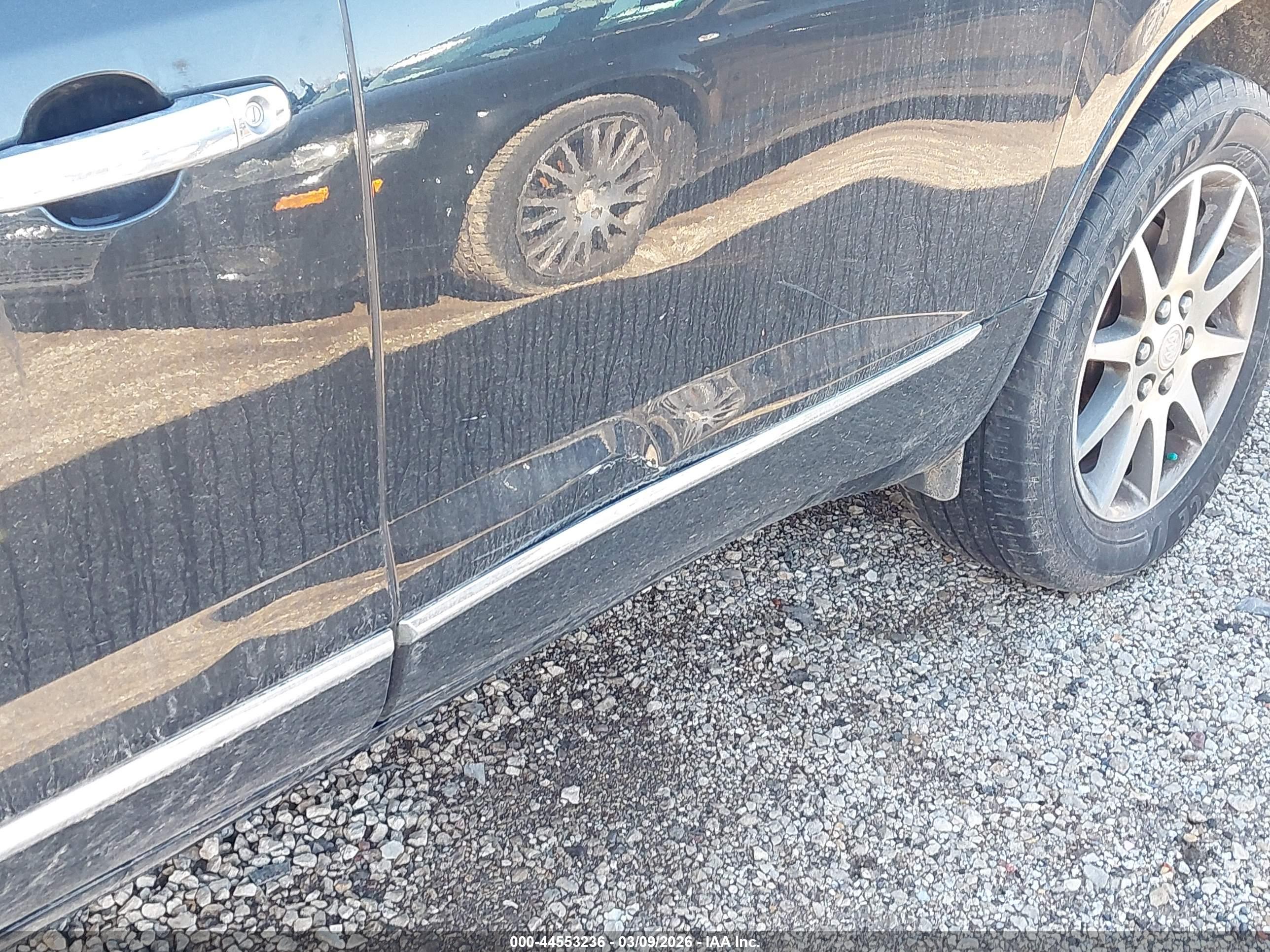 BUICK ENCLAVE image 6