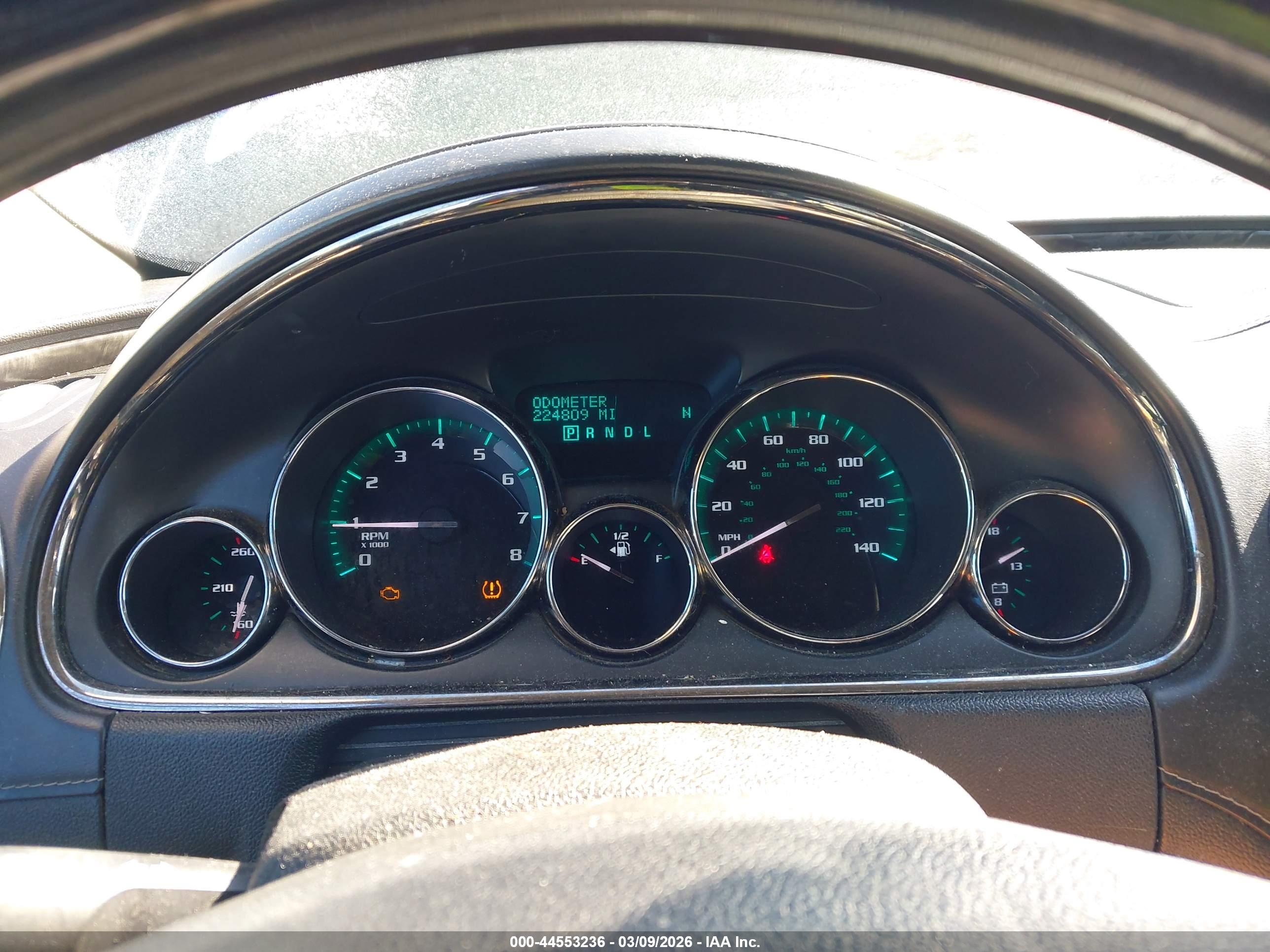 BUICK ENCLAVE image 7