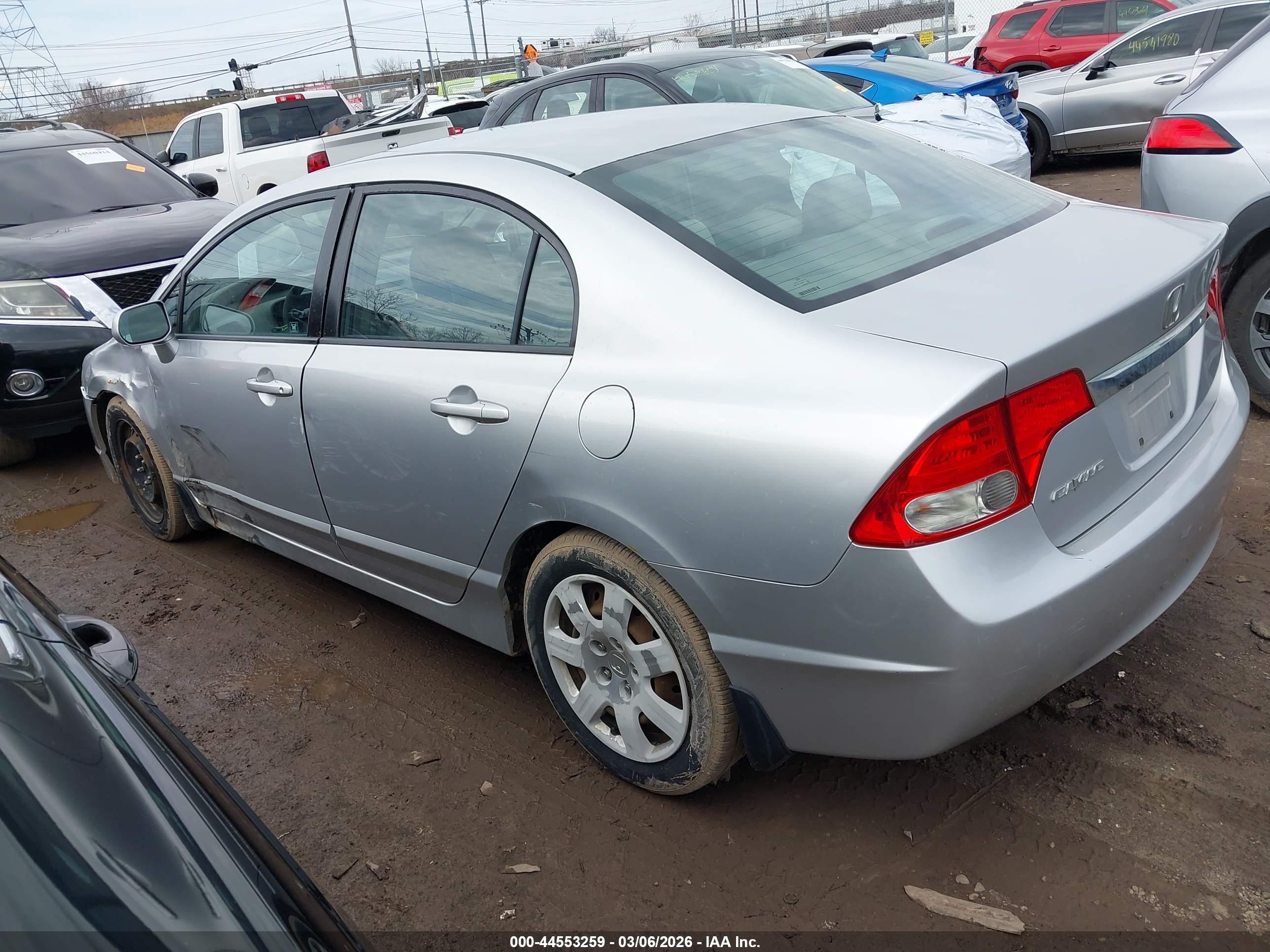 HONDA CIVIC image 3