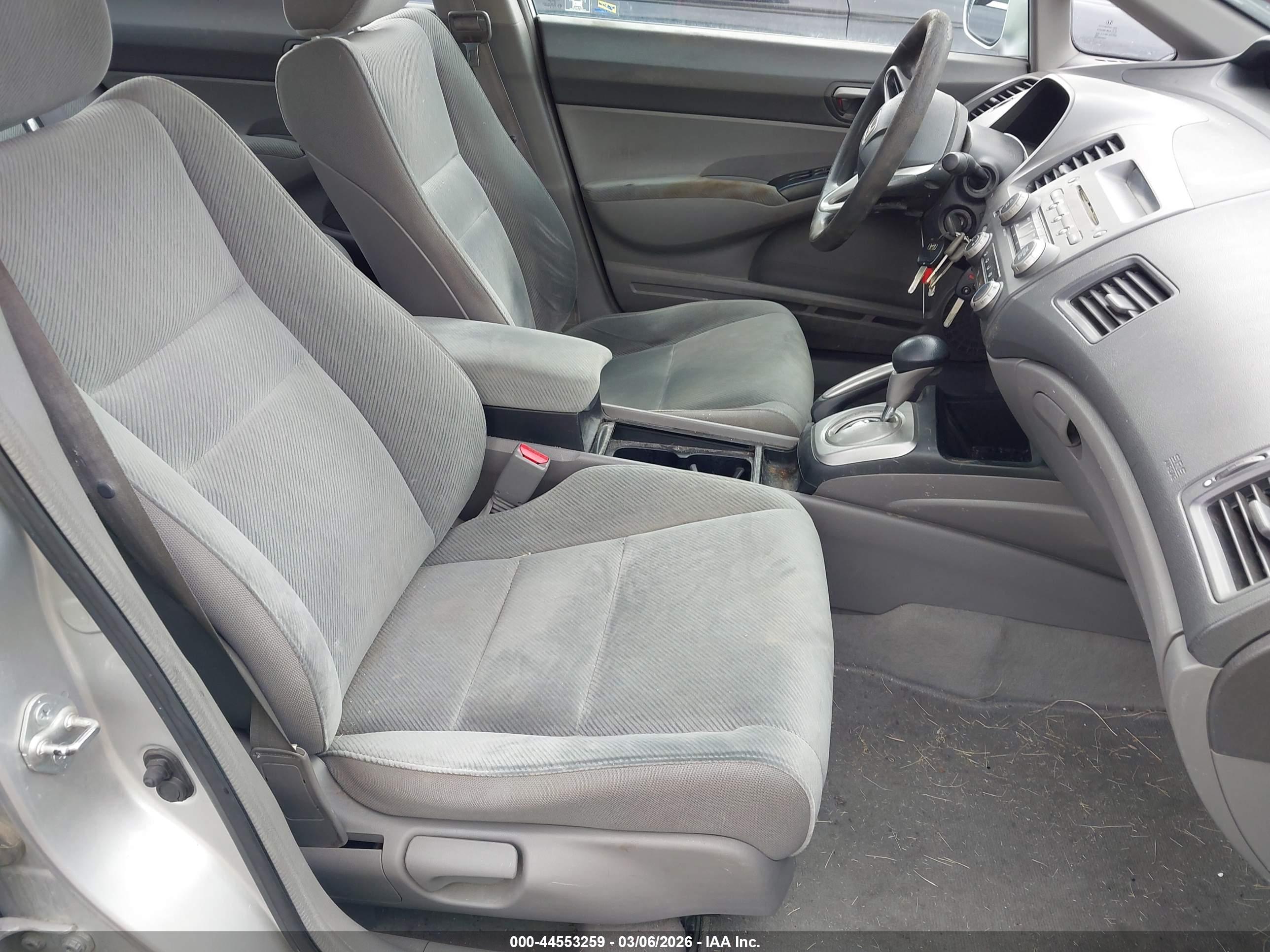 HONDA CIVIC image 5