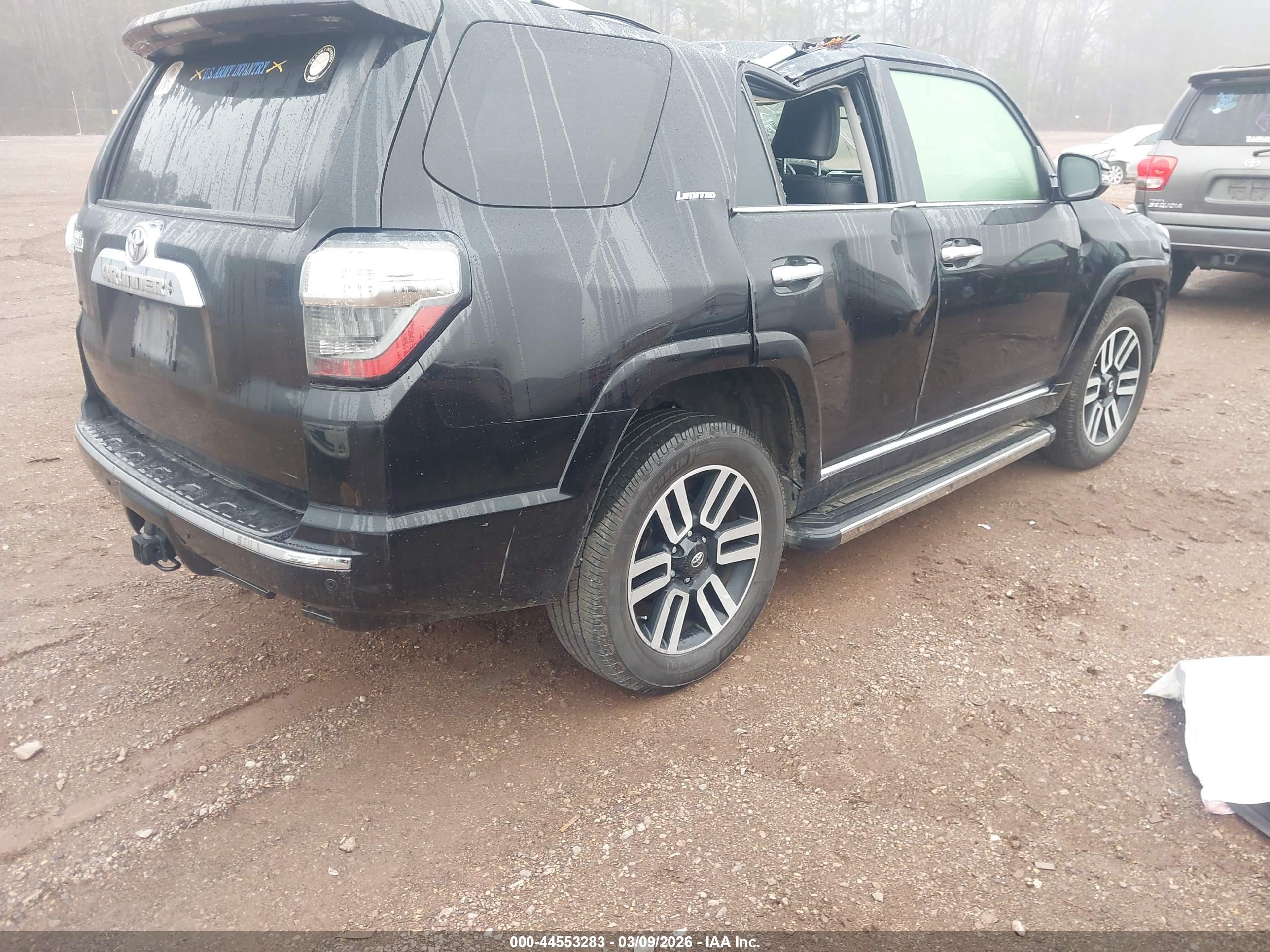 TOYOTA 4RUNNER image 4