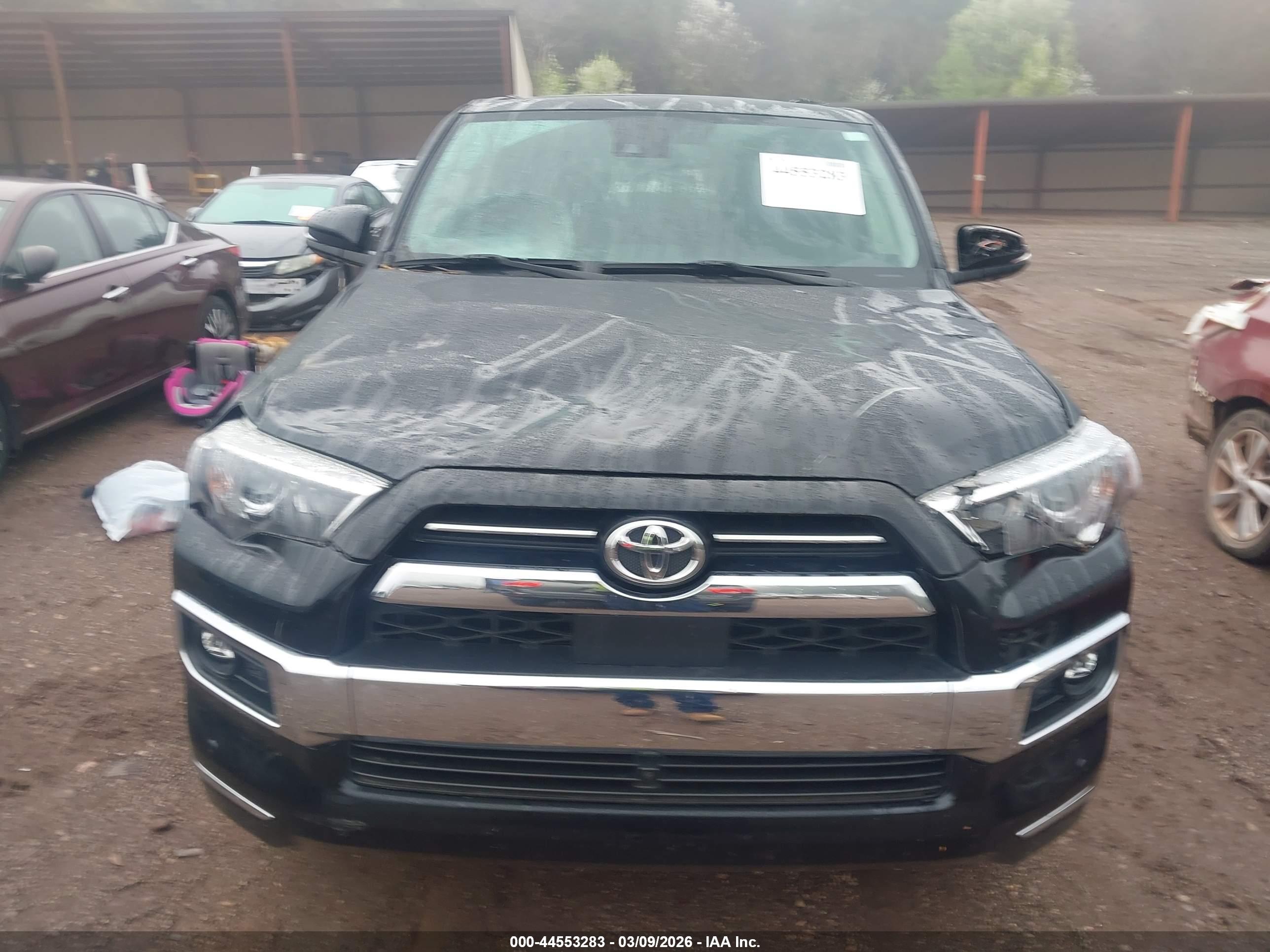 TOYOTA 4RUNNER image 6