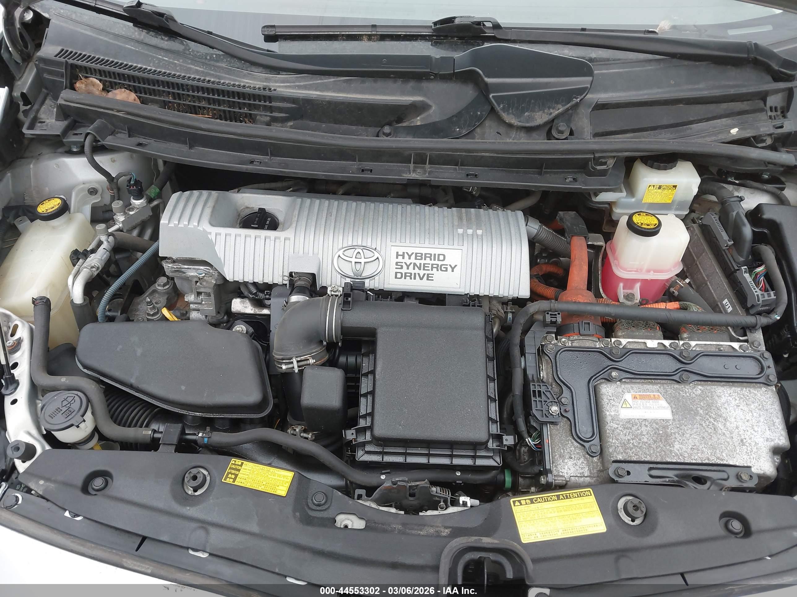 TOYOTA PRIUS image 10