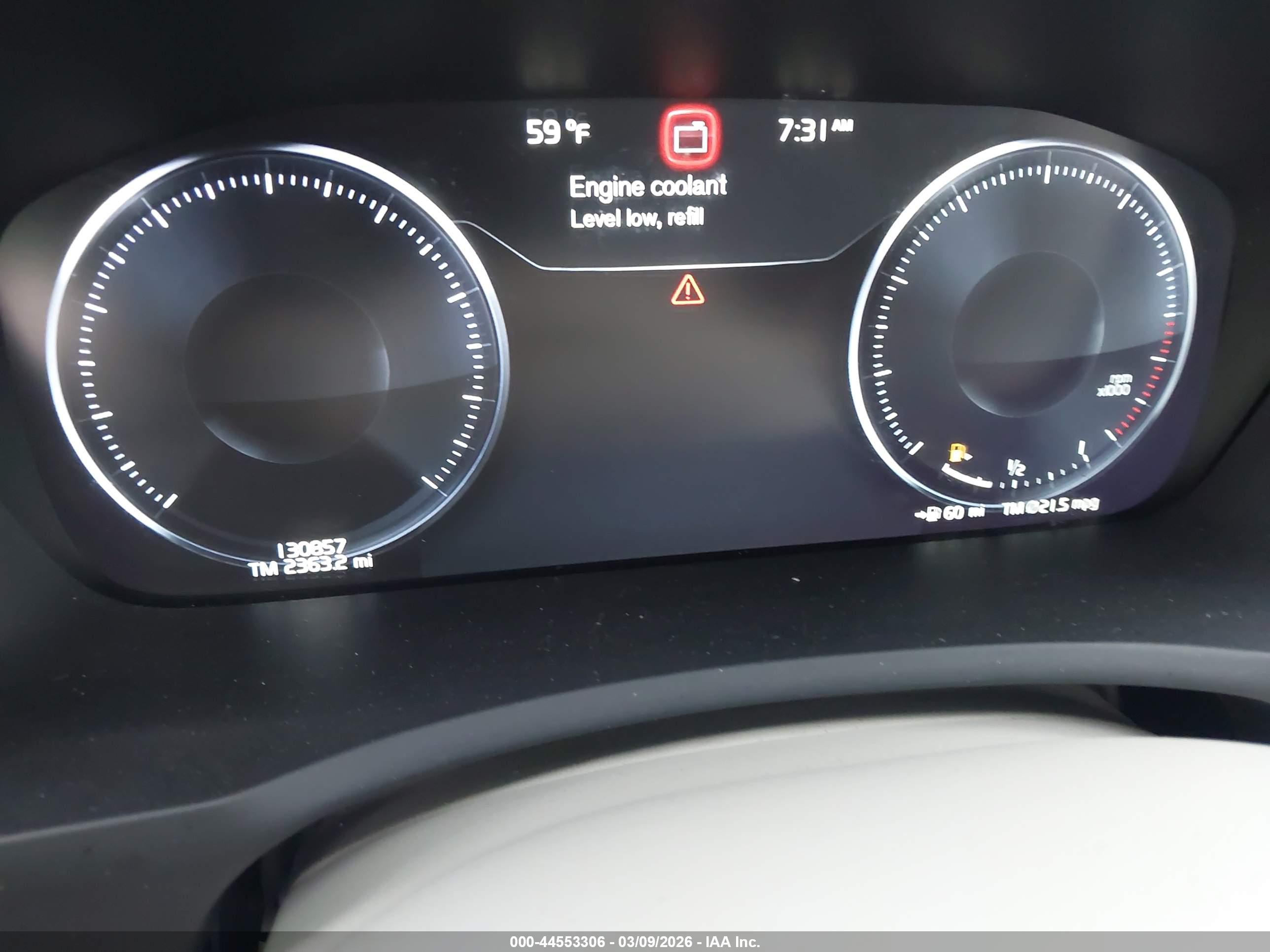 VOLVO XC90 image 7