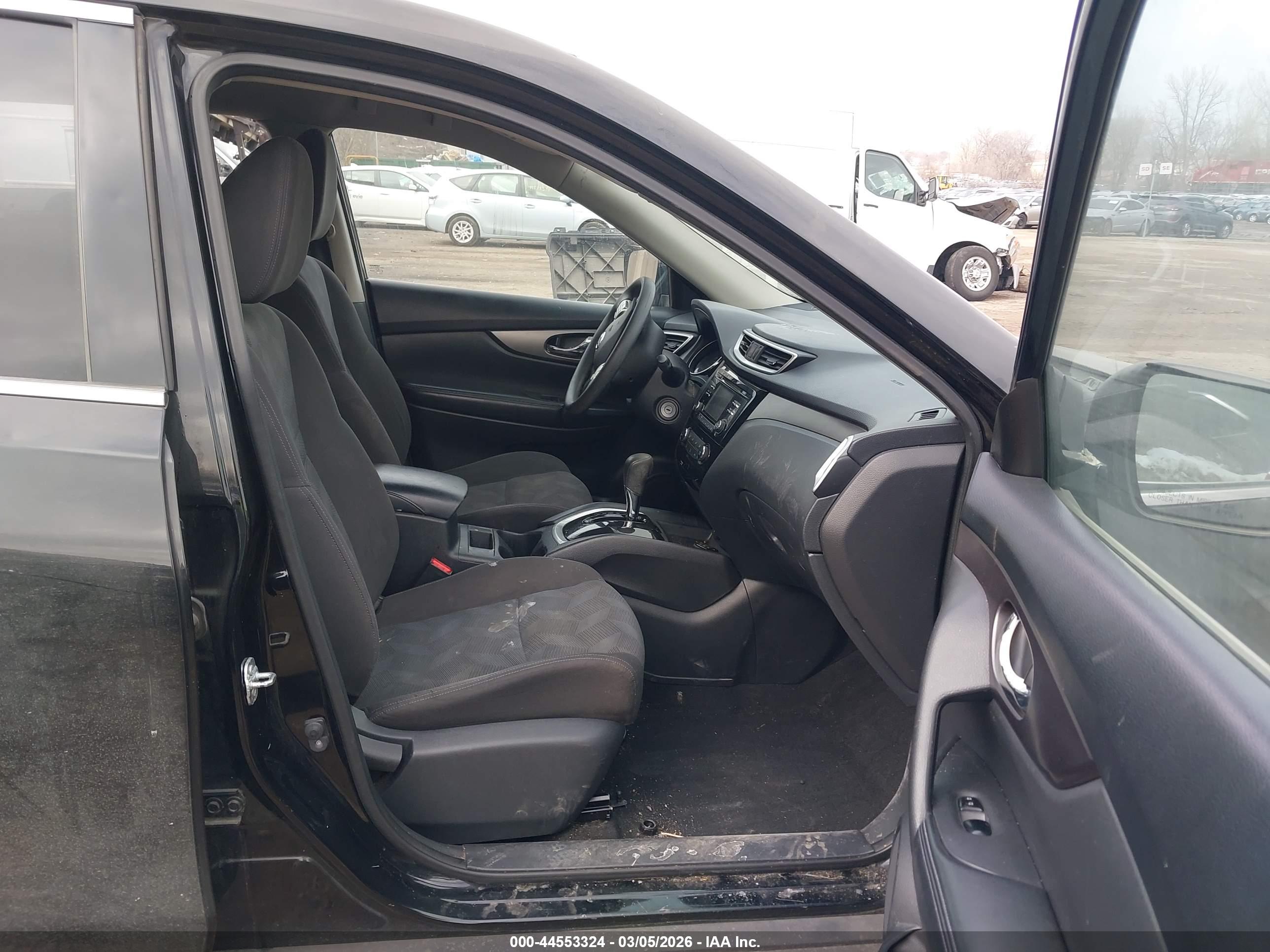 NISSAN ROGUE image 5