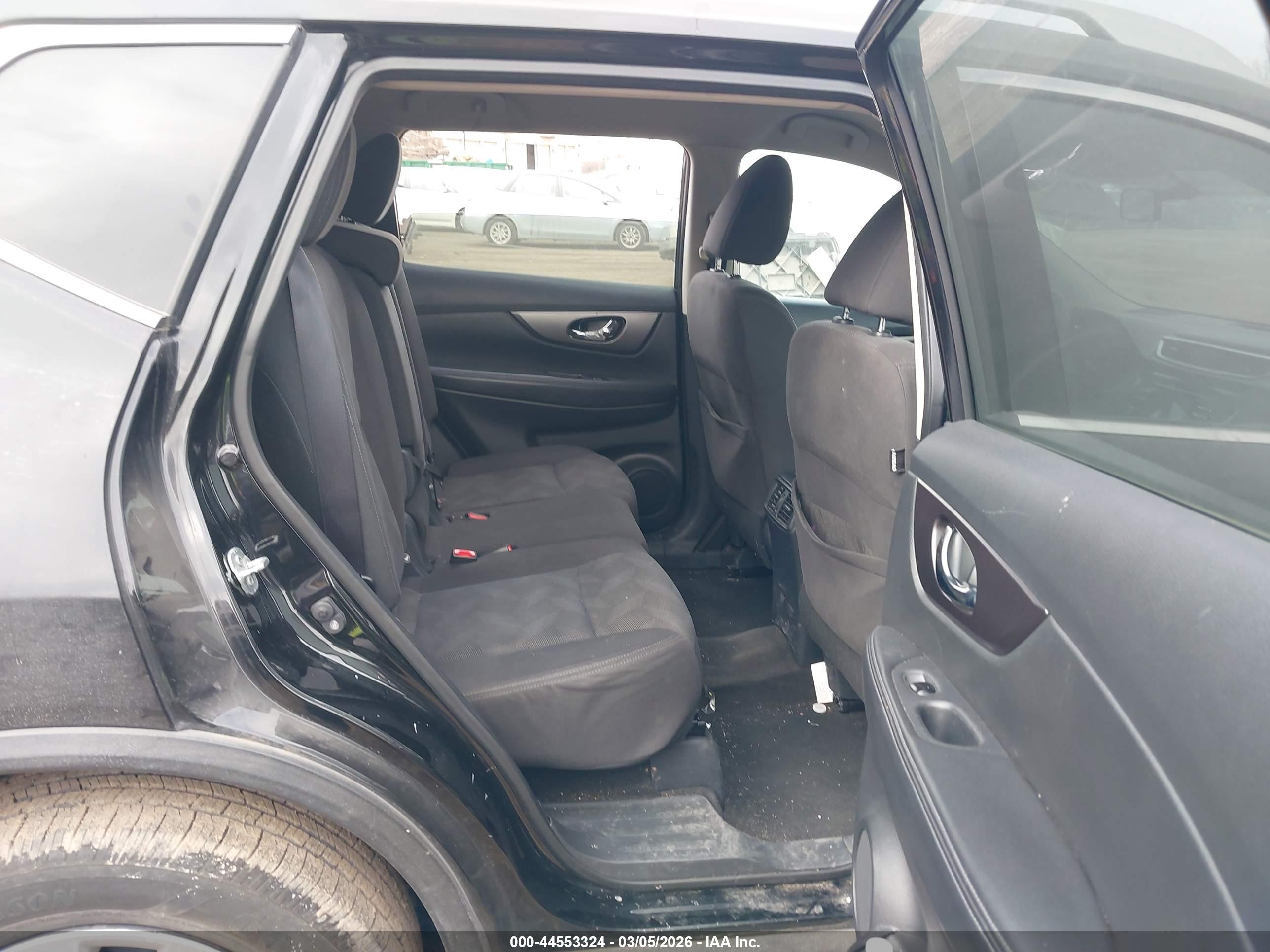 NISSAN ROGUE image 8