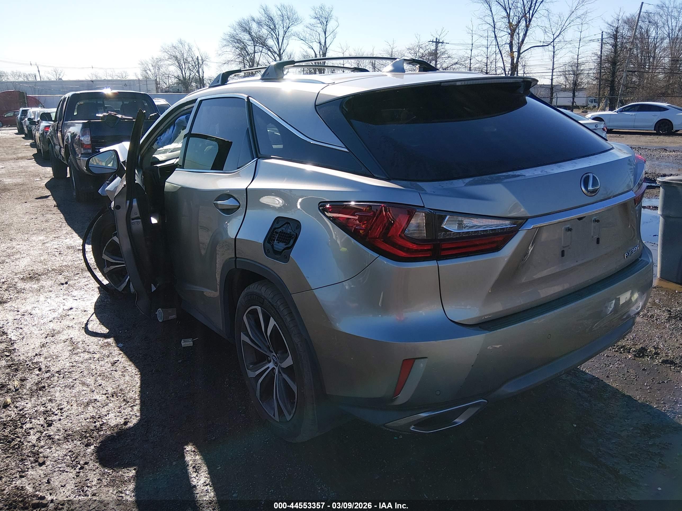 LEXUS RX image 3