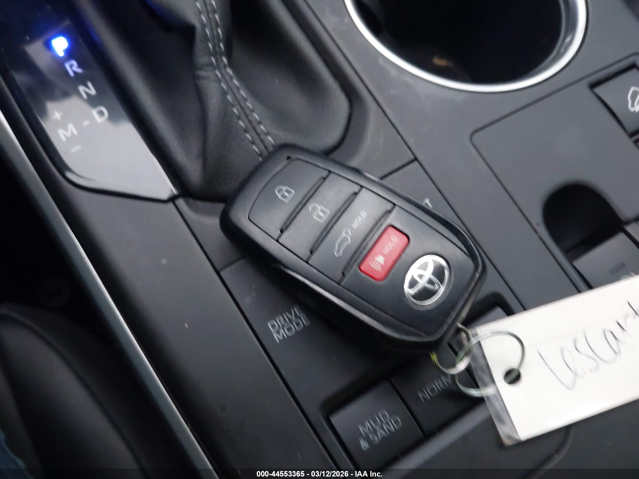 TOYOTA HIGHLANDER image 11