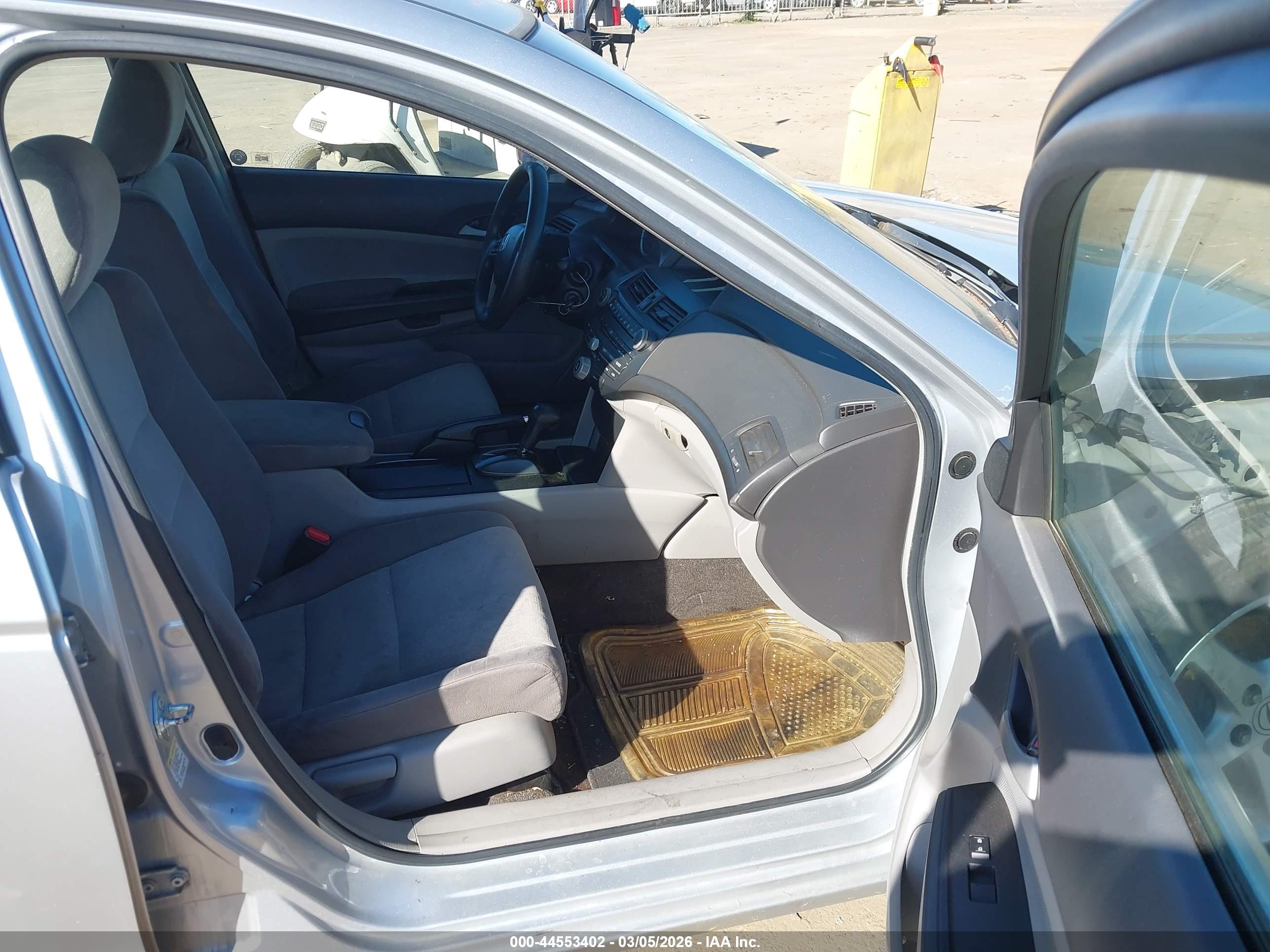 HONDA ACCORD image 5