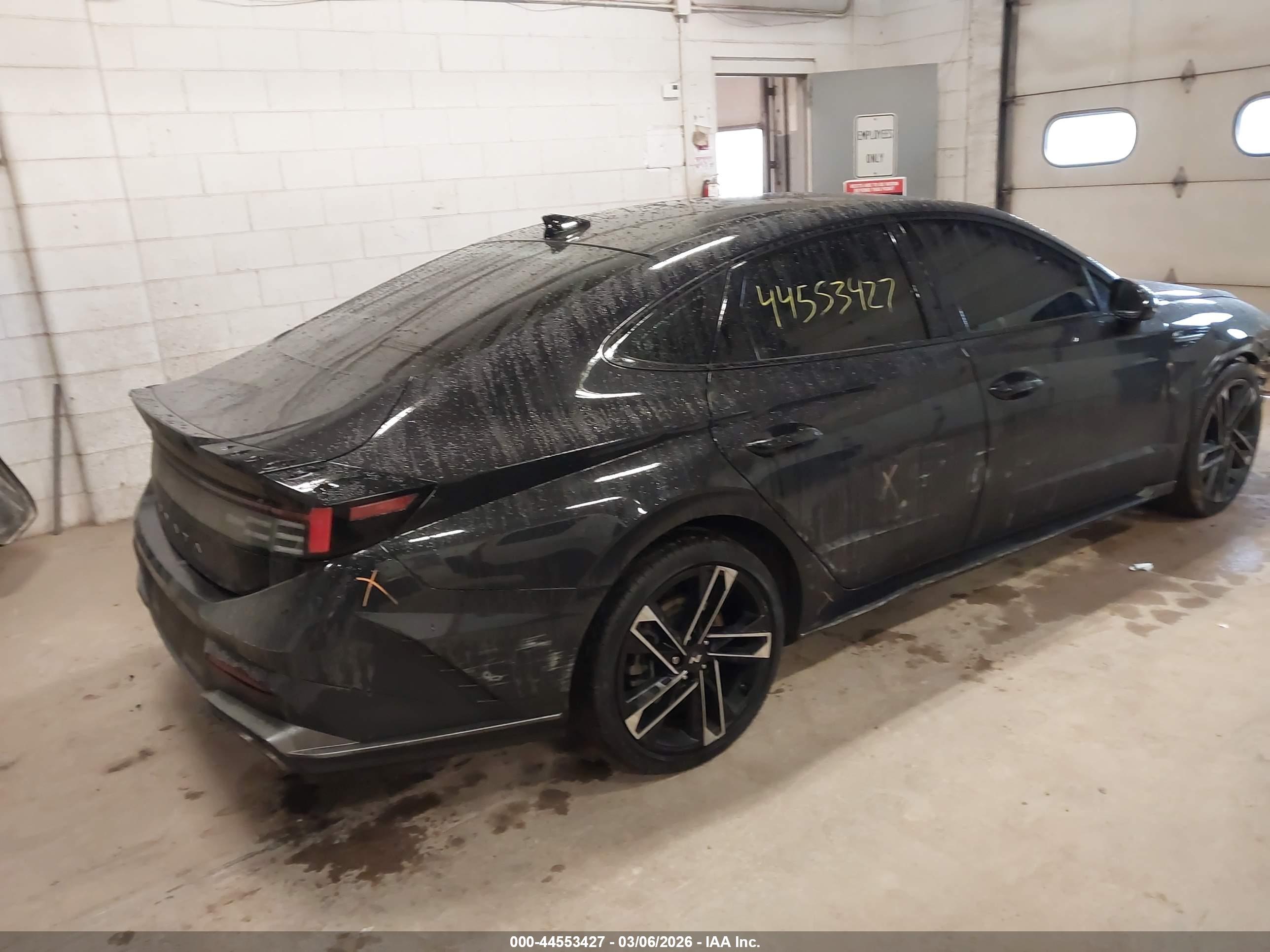 HYUNDAI SONATA image 4