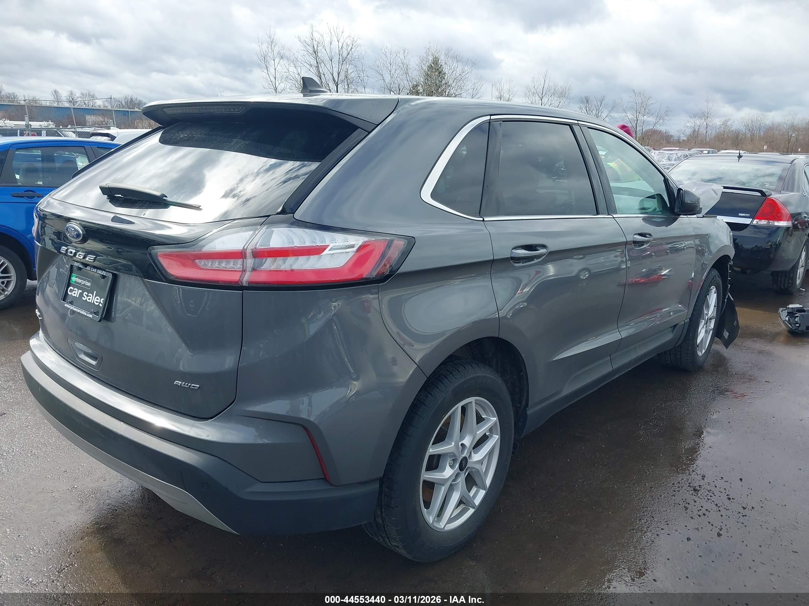 FORD EDGE image 4