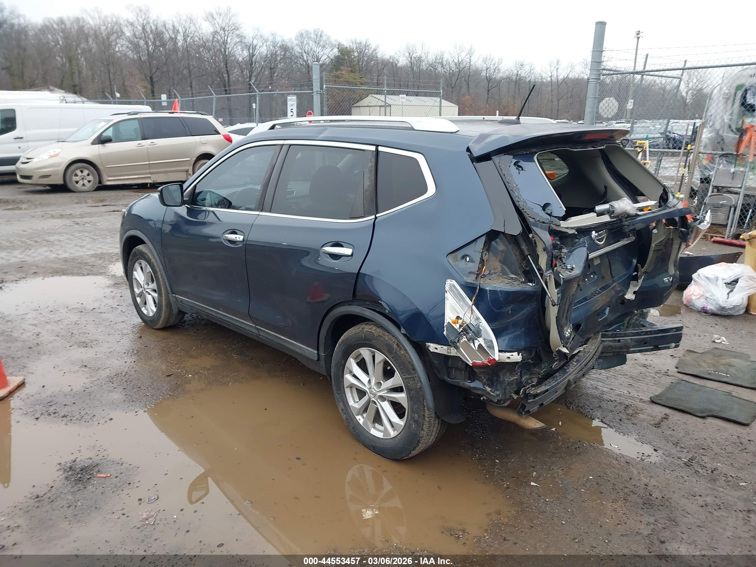 NISSAN ROGUE image 3