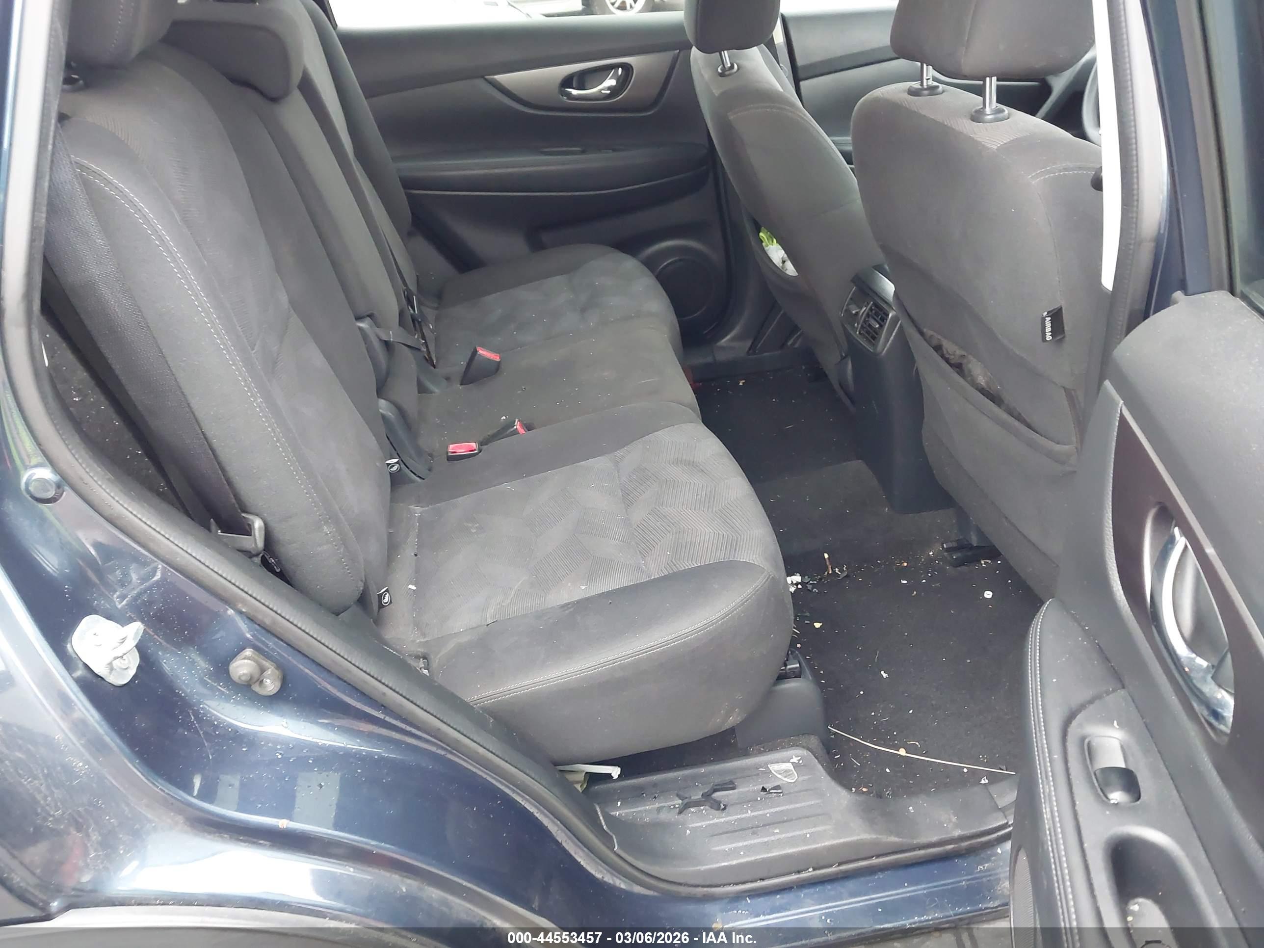 NISSAN ROGUE image 8