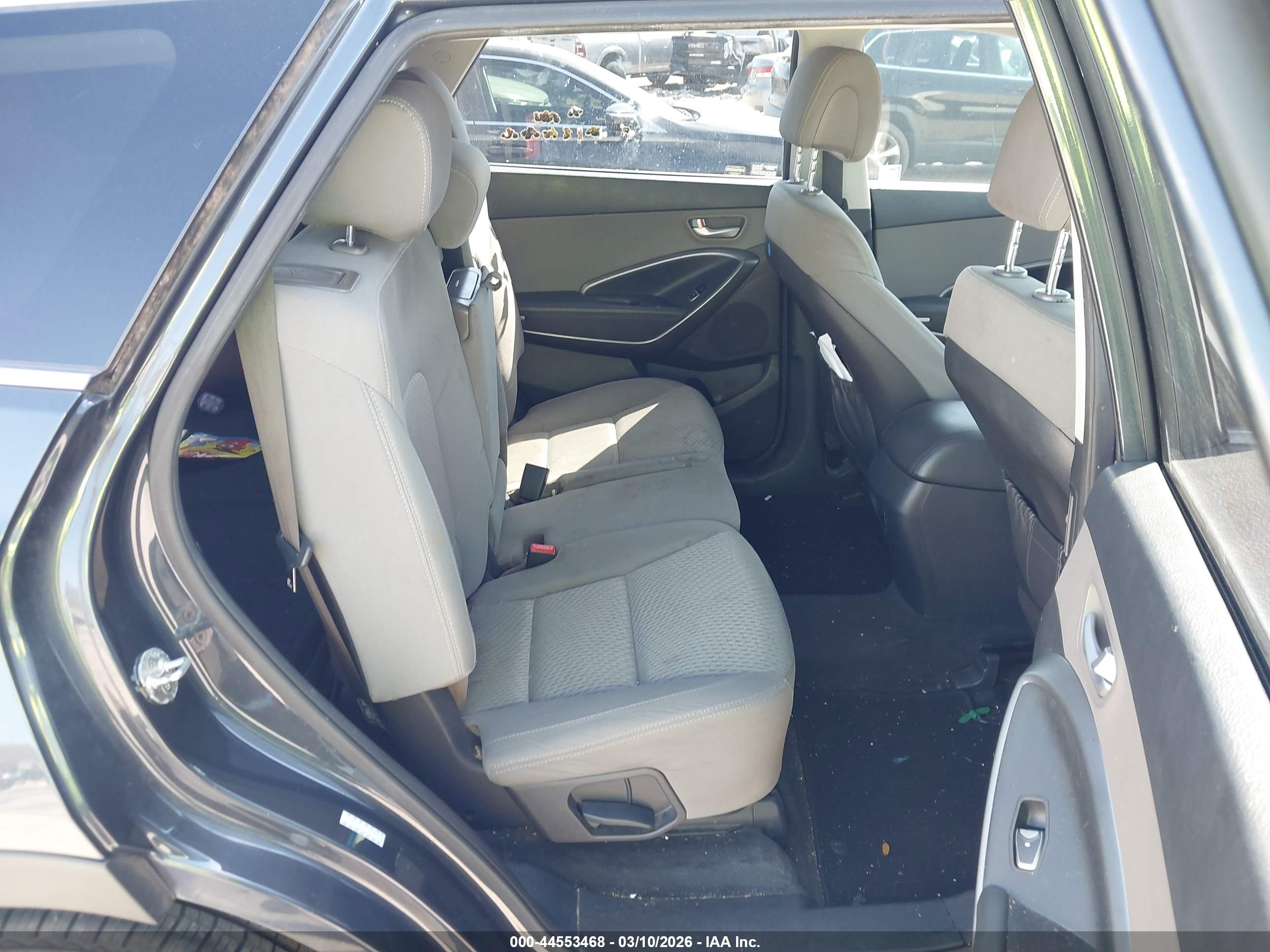 HYUNDAI SANTA image 8
