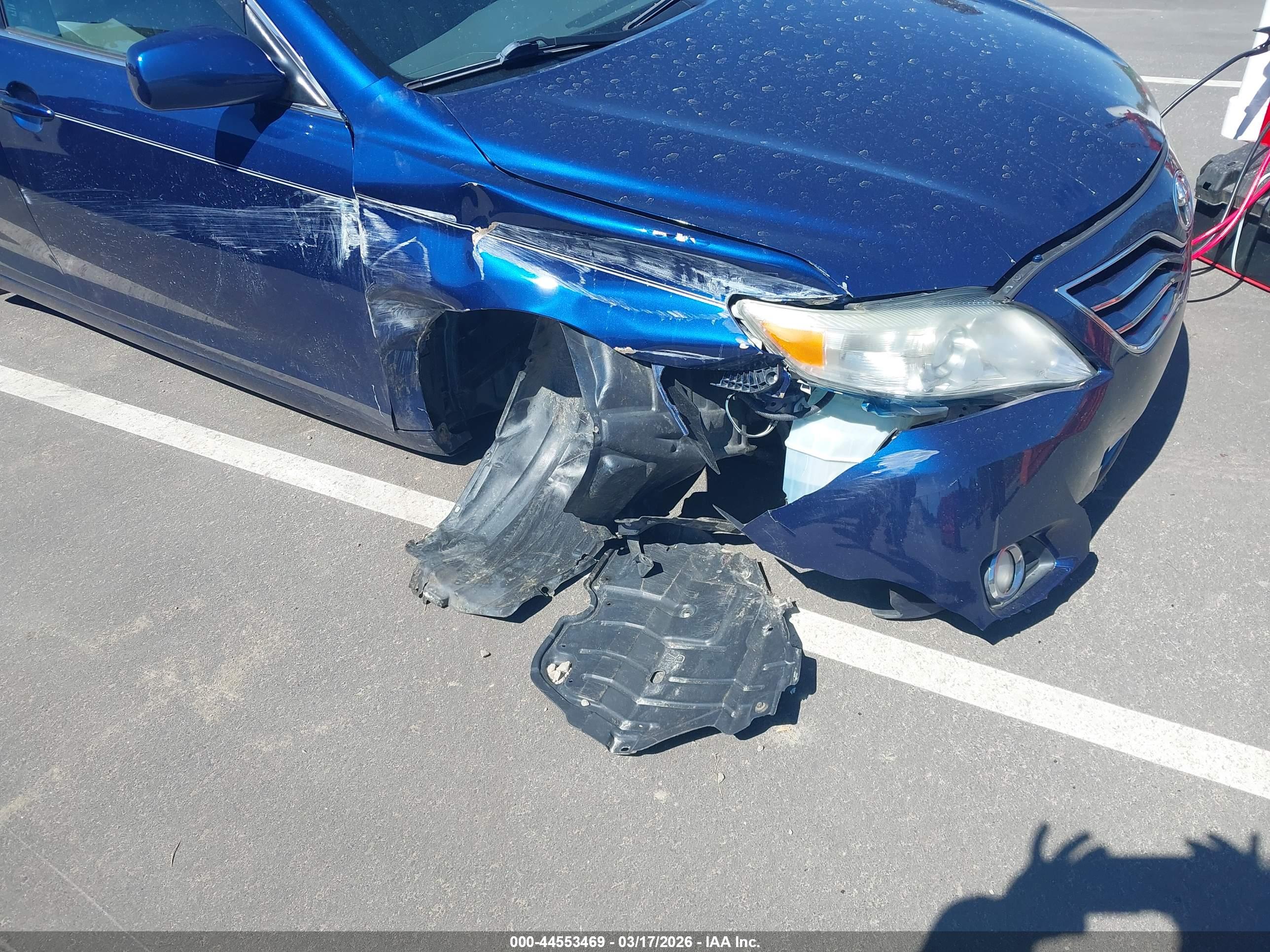 TOYOTA CAMRY image 6