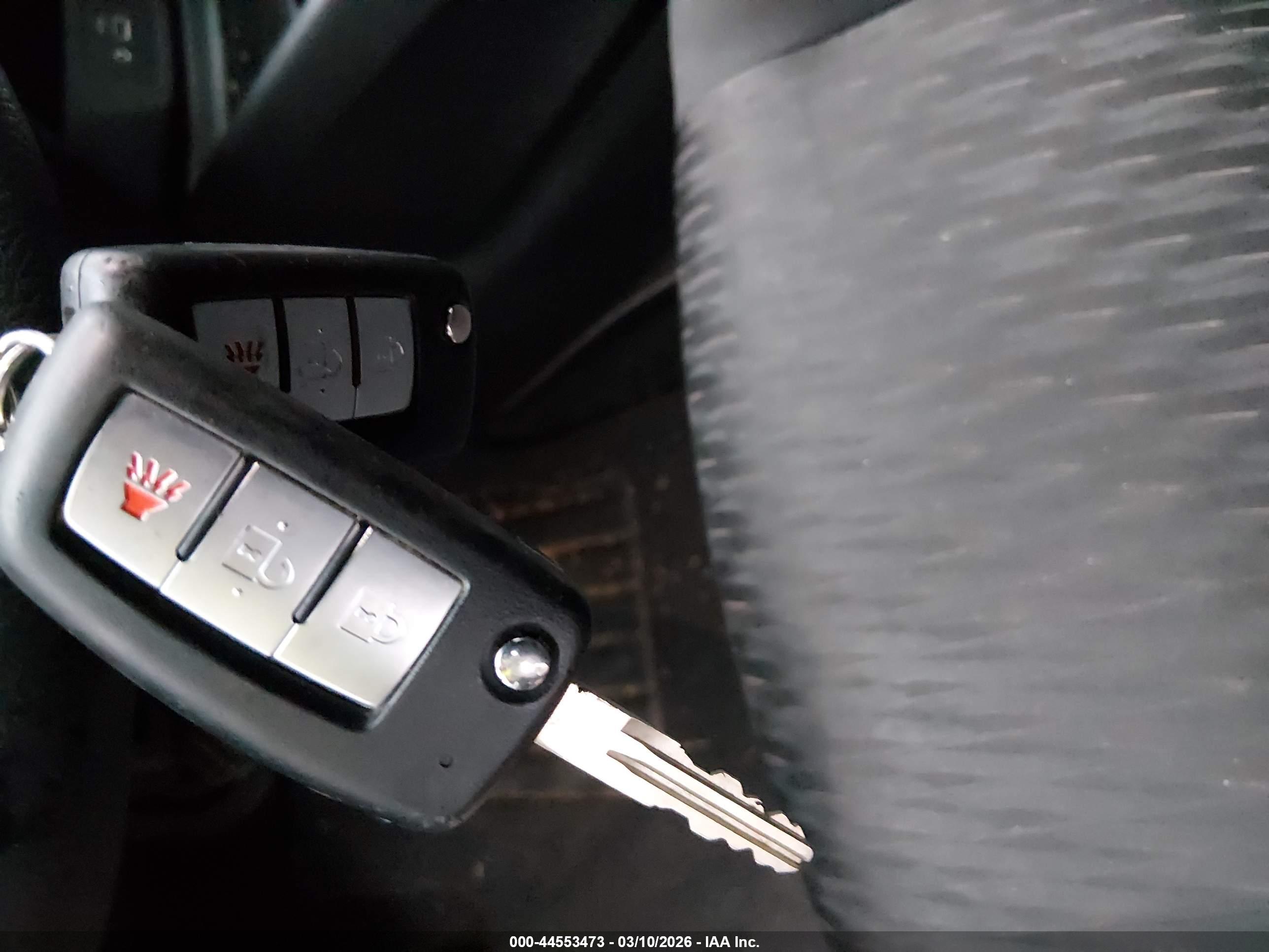 NISSAN ROGUE image 11