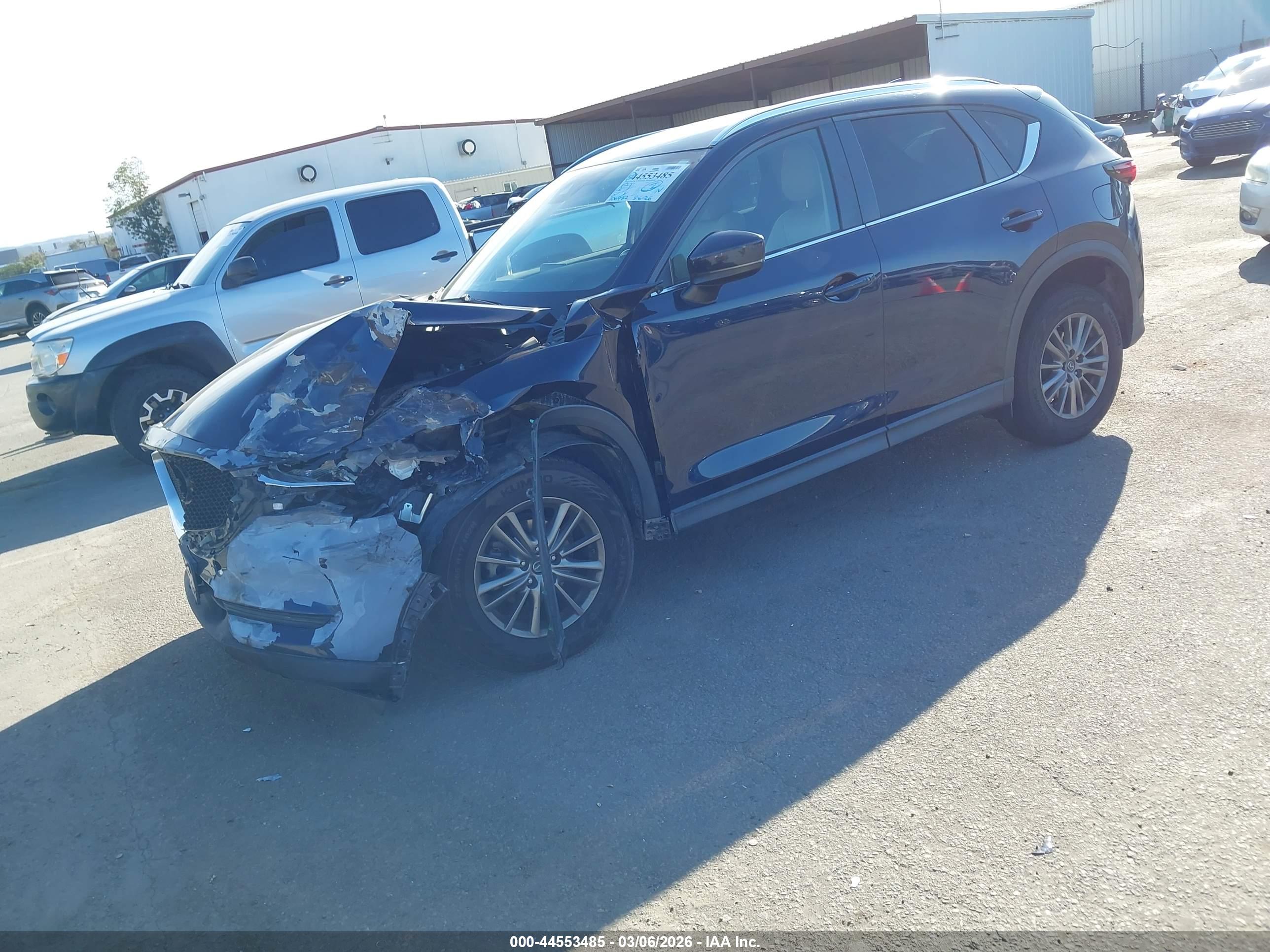 MAZDA CX-5 image 2