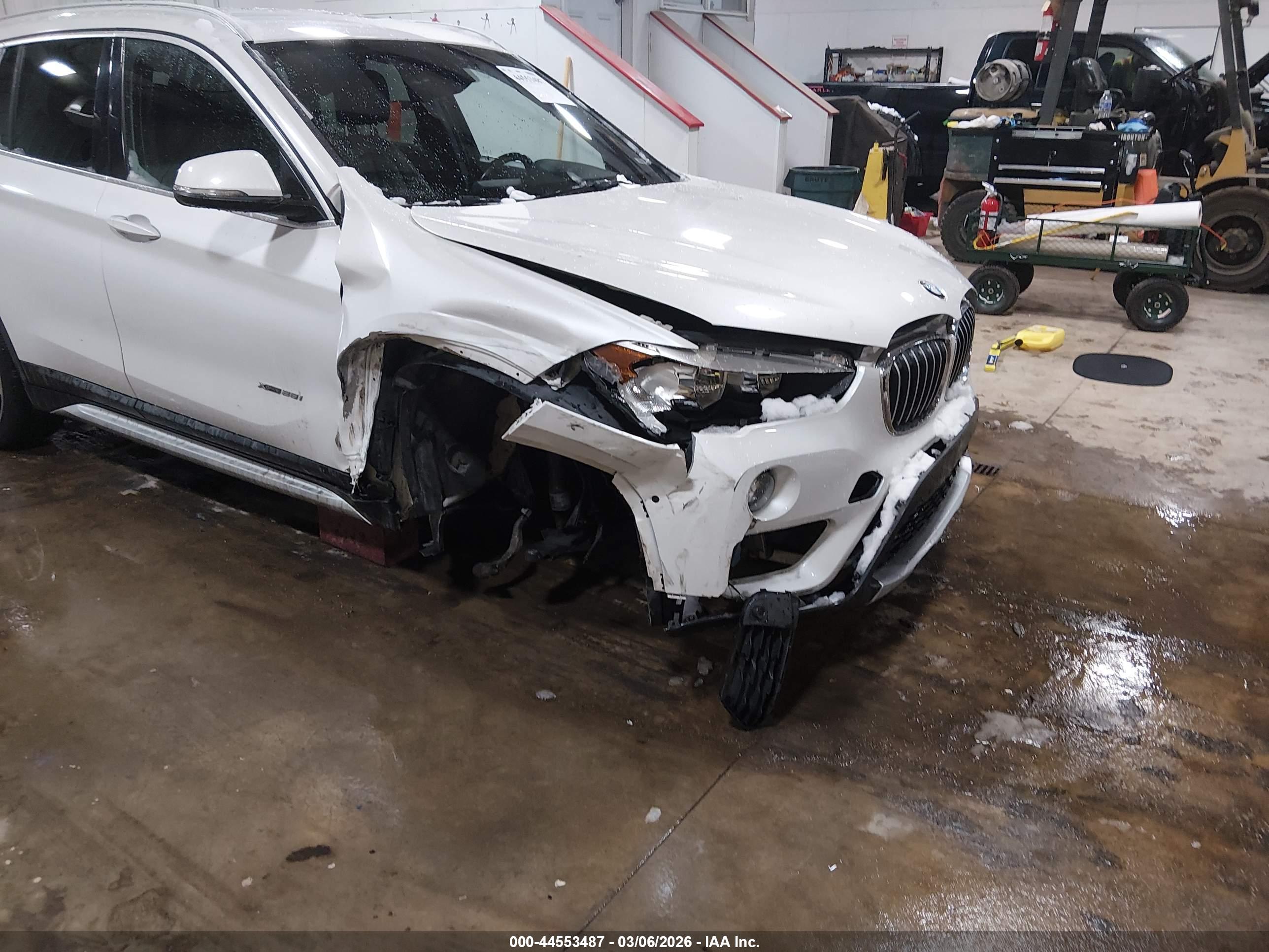 BMW X1 image 6