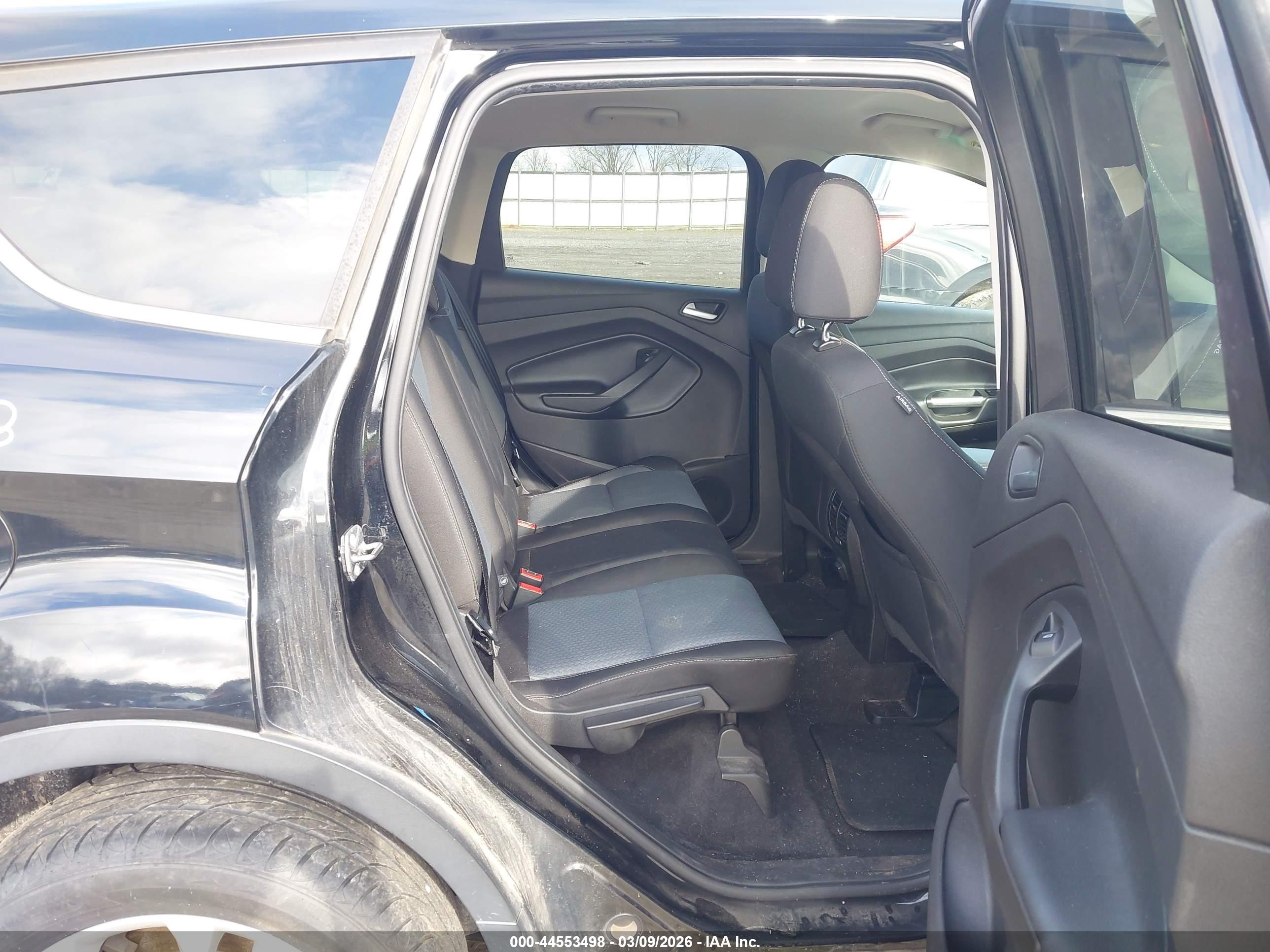 FORD ESCAPE image 8