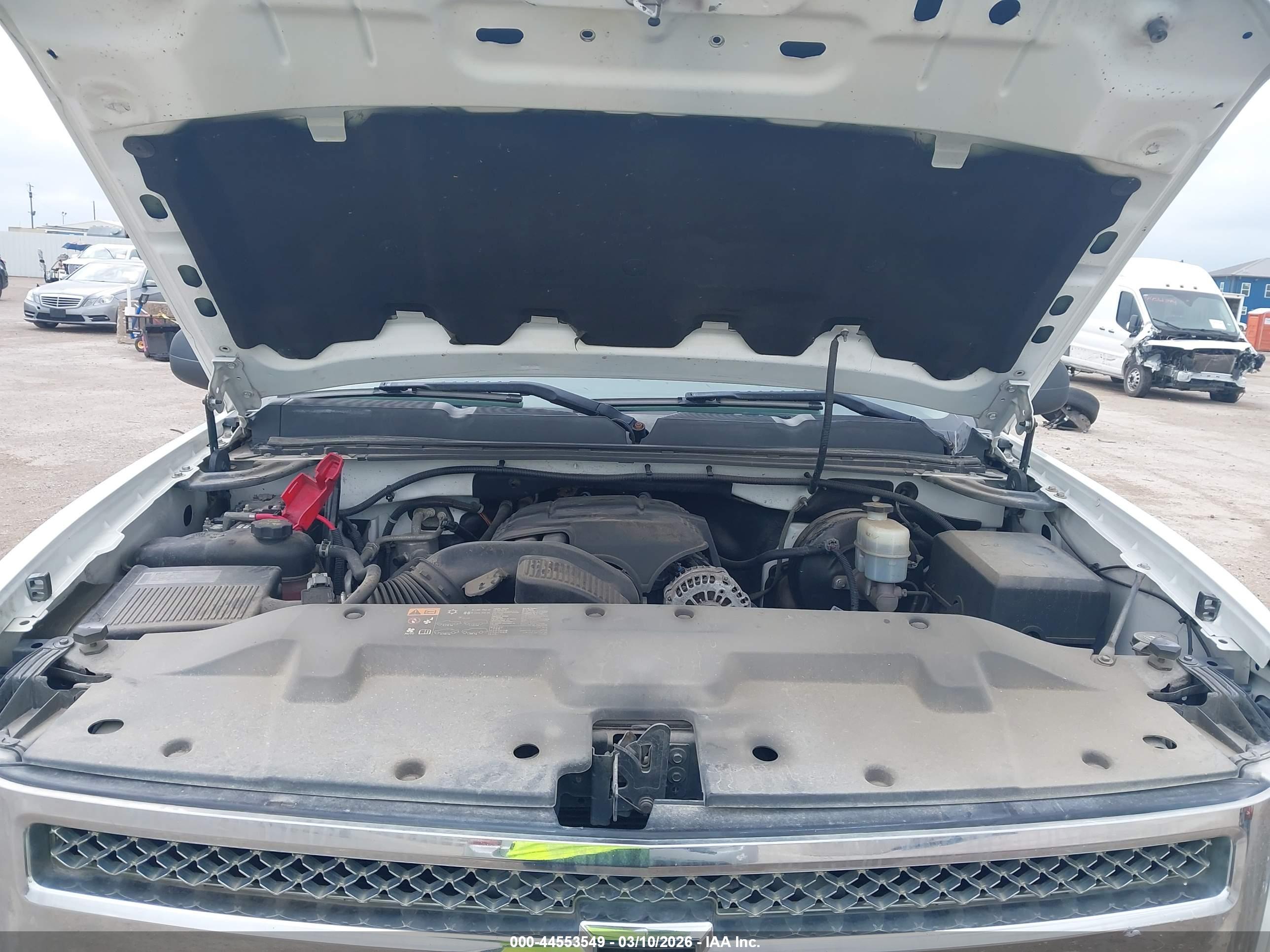 CHEVROLET SILVERADO image 10