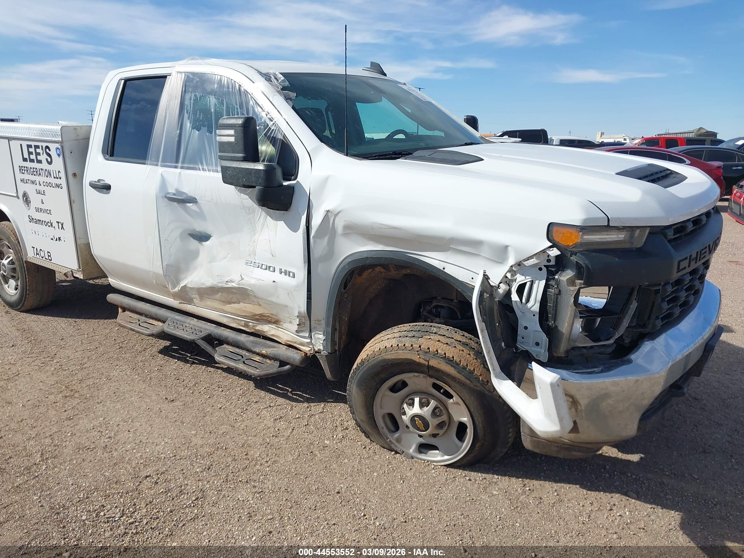CHEVROLET SILVERADO image 6