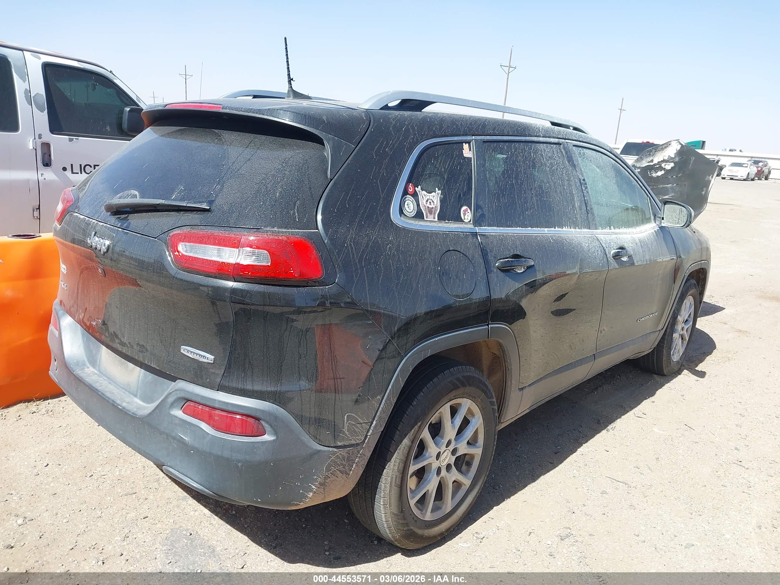 JEEP CHEROKEE image 4