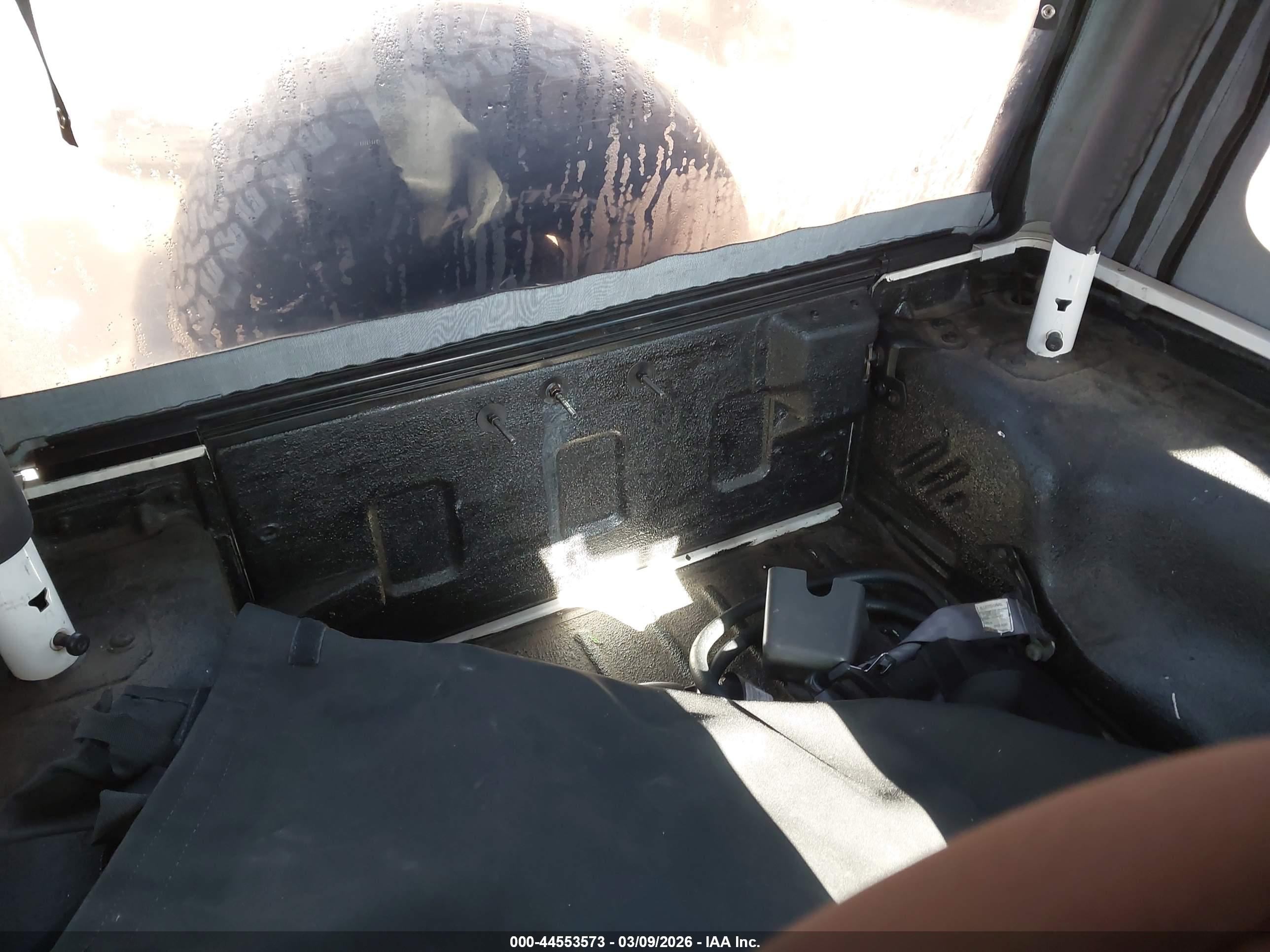 JEEP WRANGLER image 8
