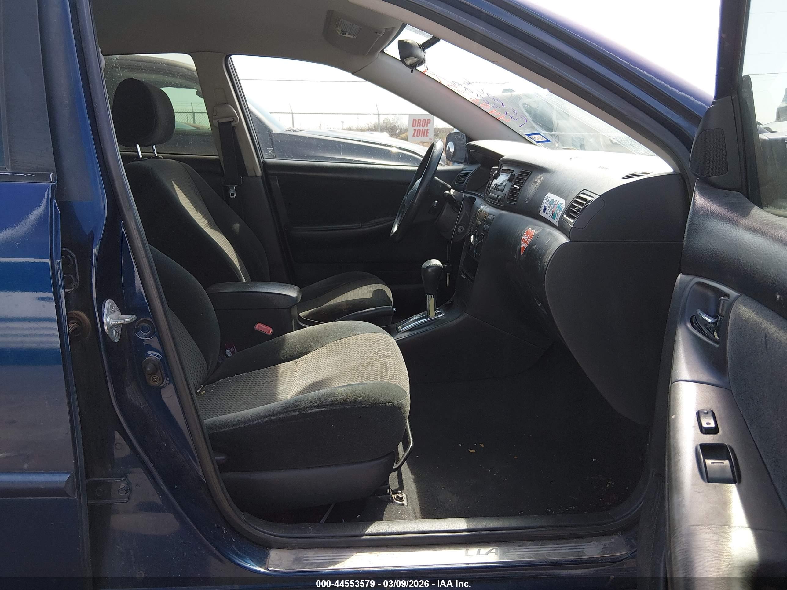 TOYOTA COROLLA image 5
