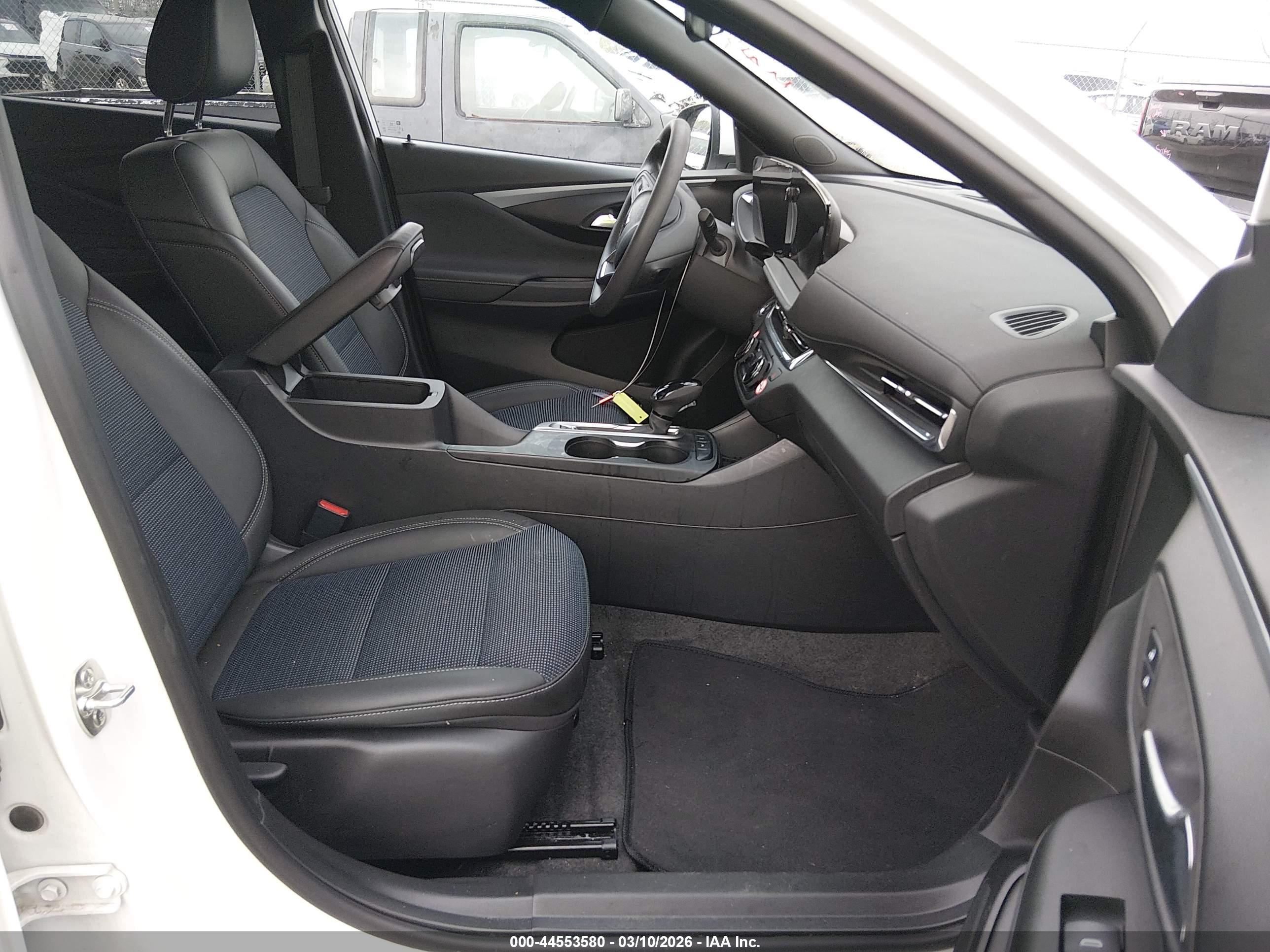 BUICK ENVISTA image 5