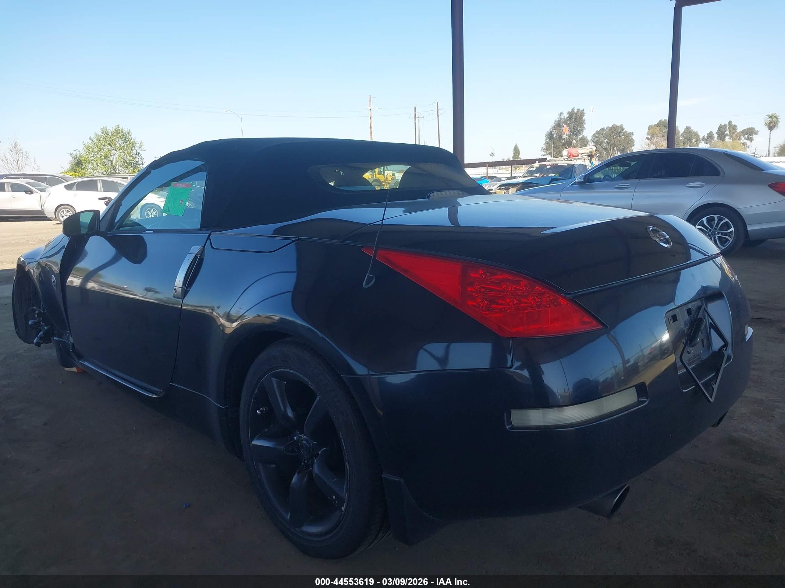 NISSAN 350Z image 3