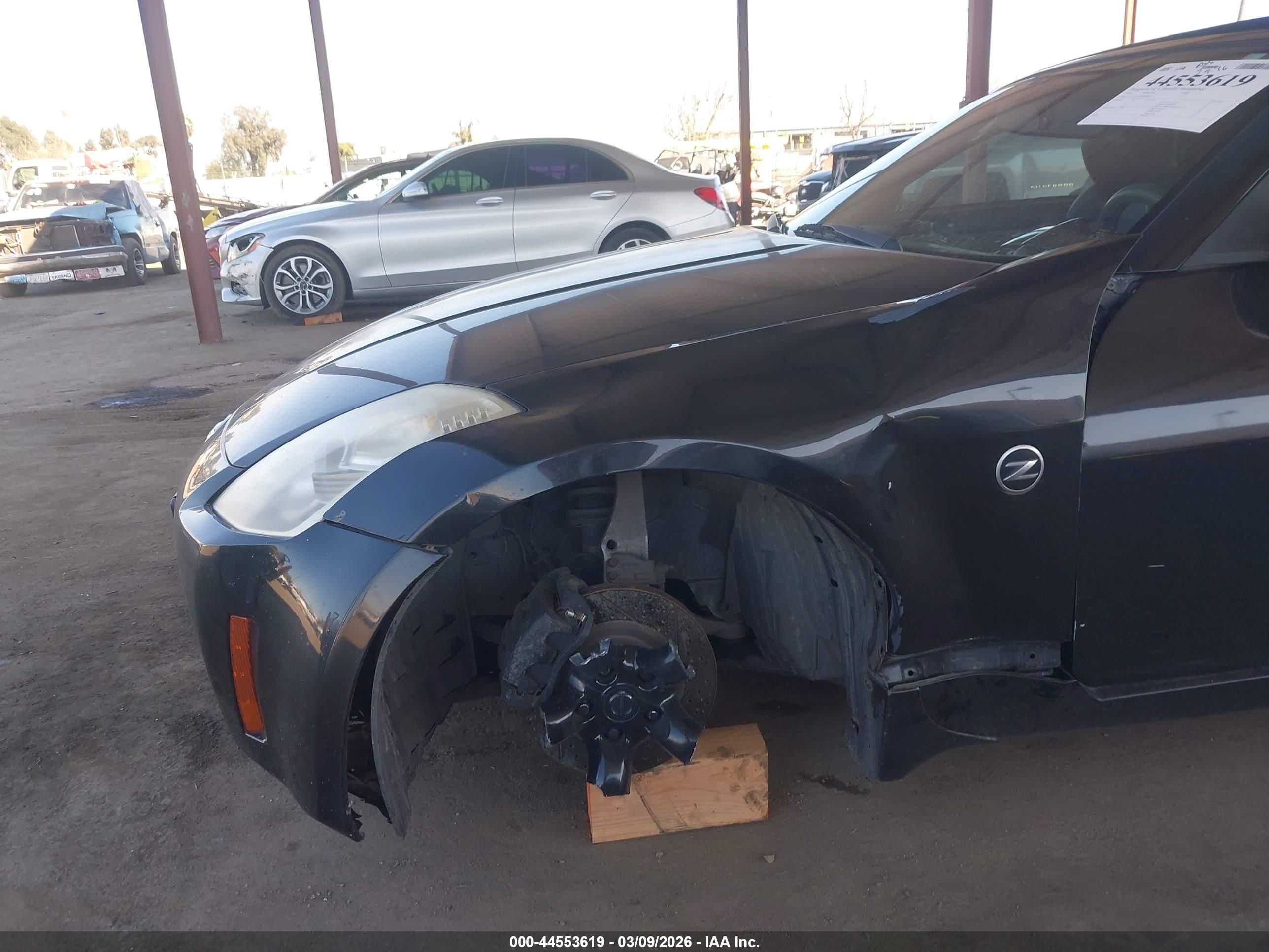 NISSAN 350Z image 6