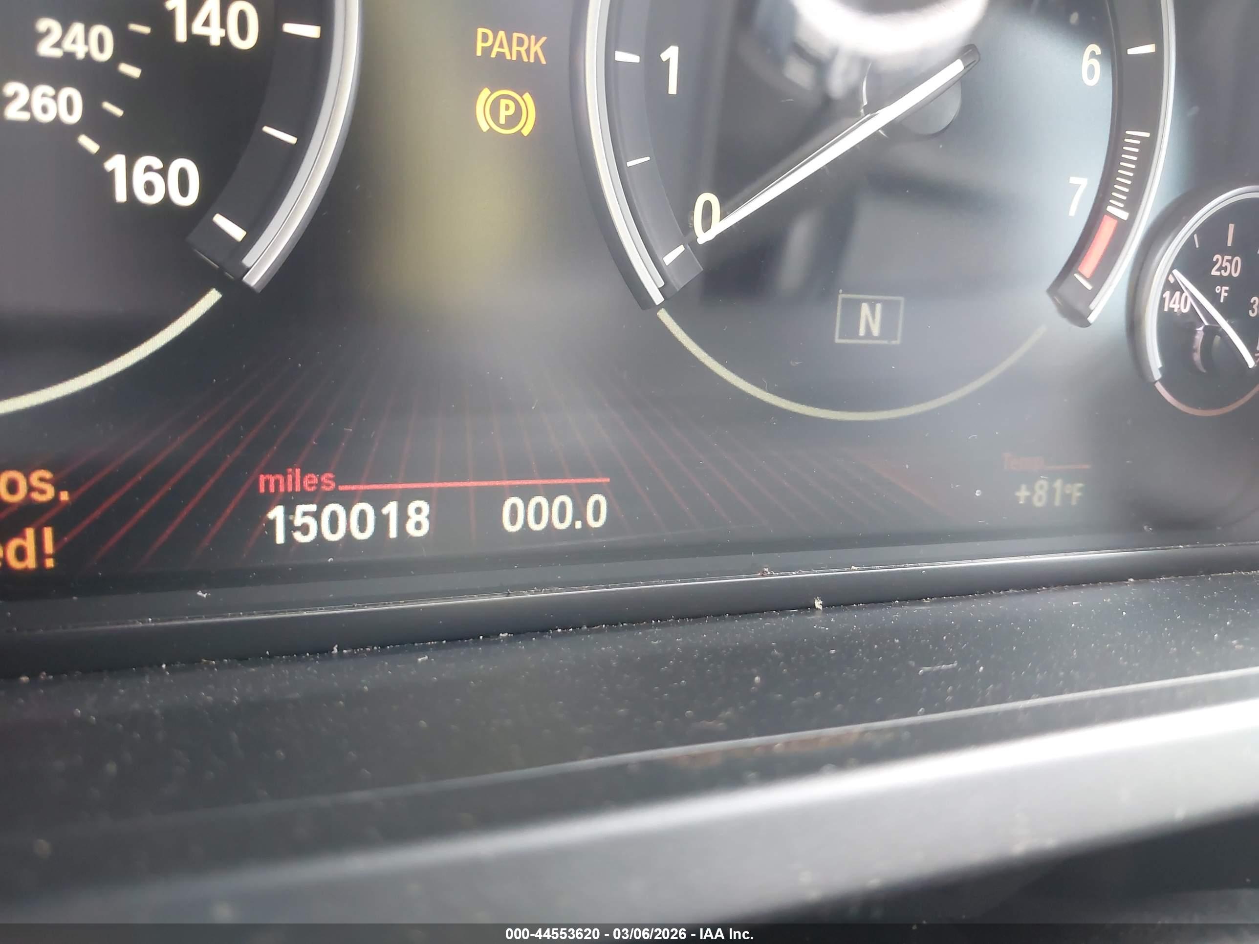 BMW 740I image 7