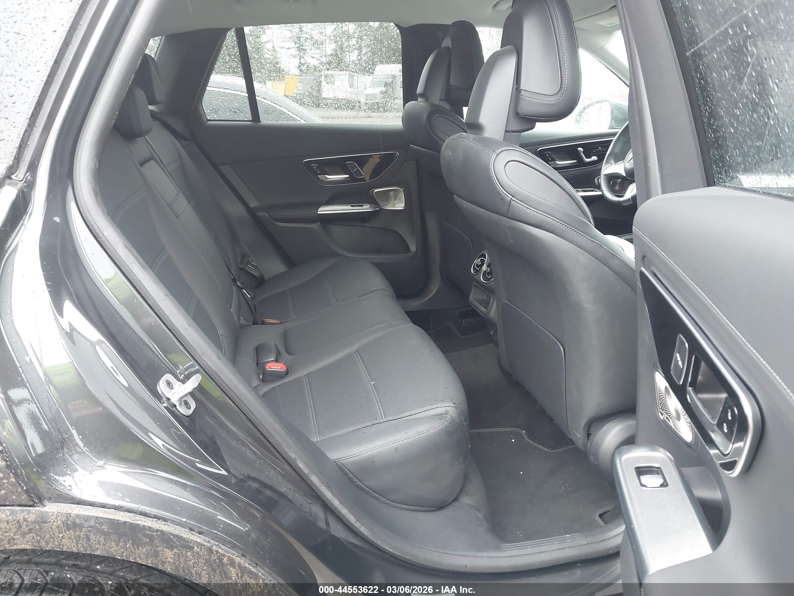 MERCEDES-BENZ GLC image 8