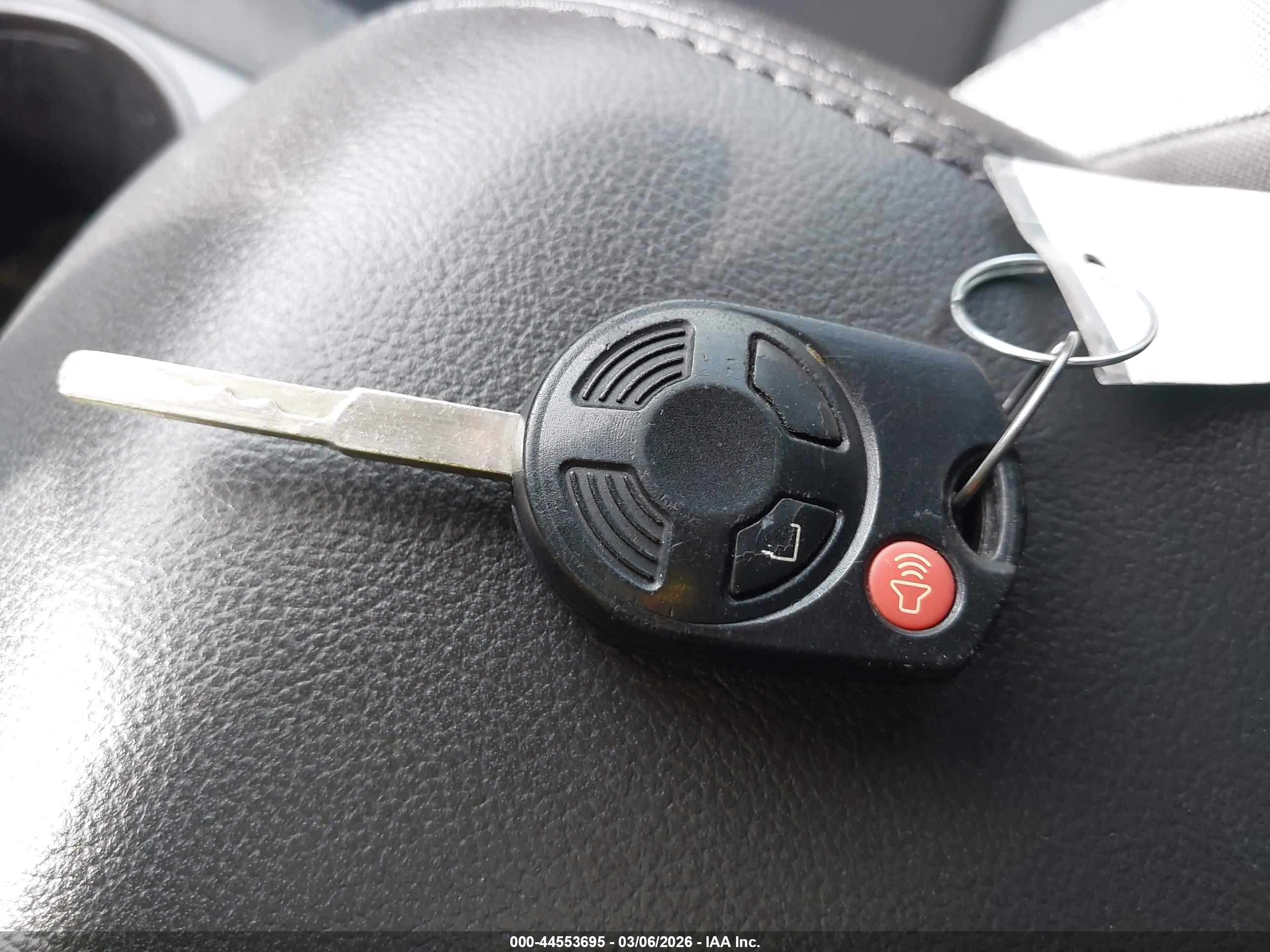 FORD ESCAPE image 11