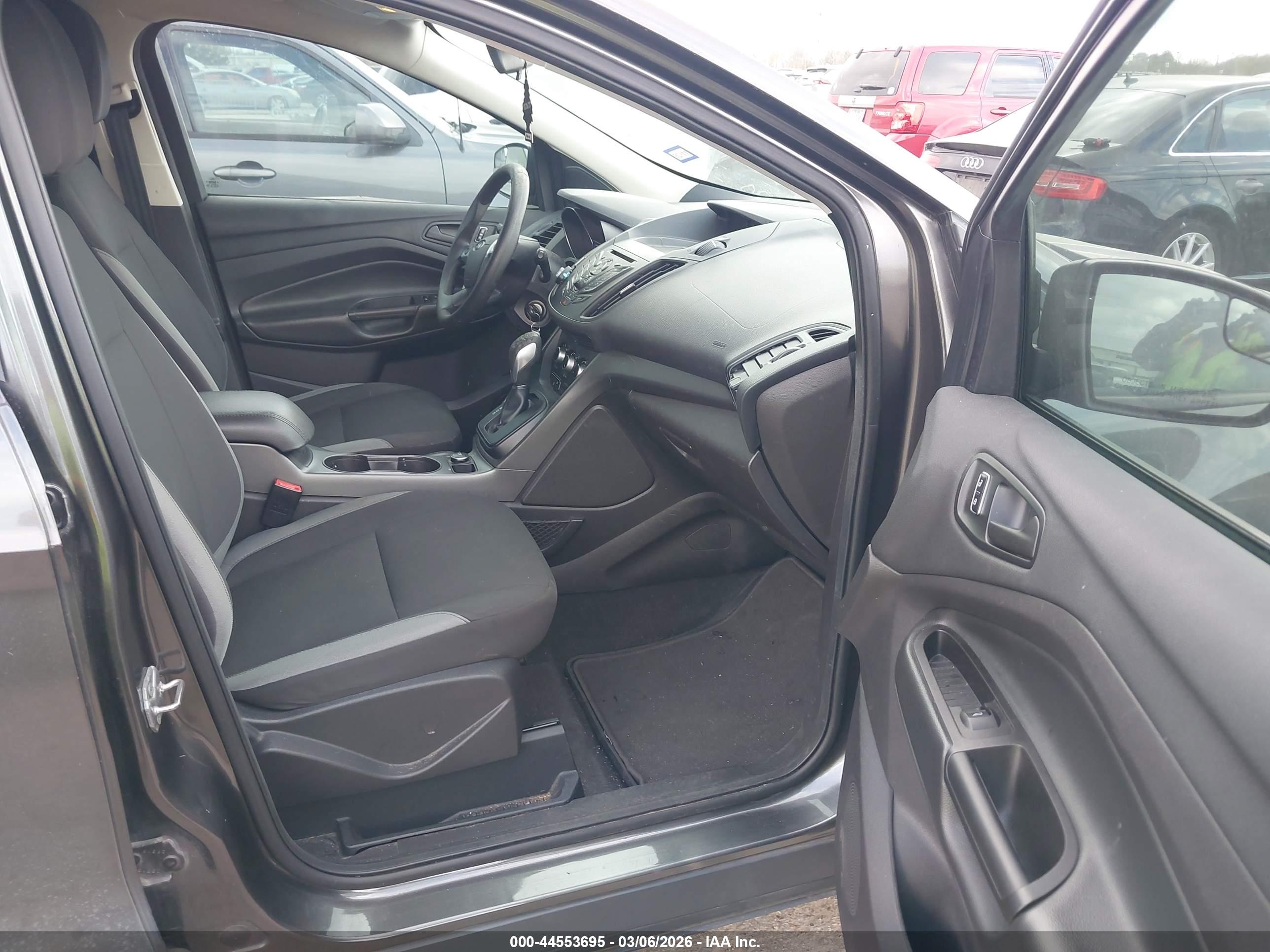FORD ESCAPE image 5